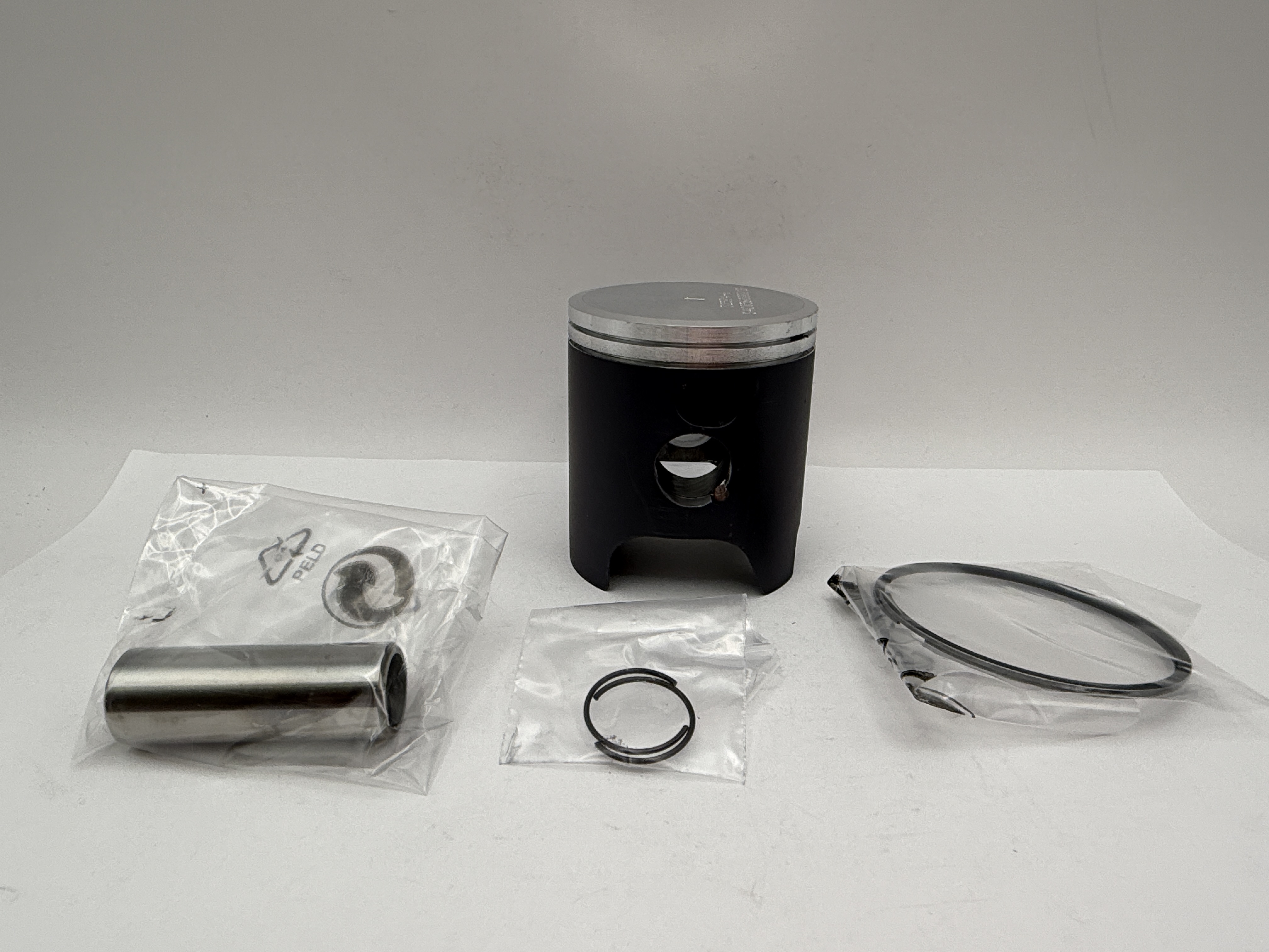 Athena Piston Kit (Cast Lite) 55.97mm Yamaha DT125R, DT125RE, DT125X, TDR125, TZR125, Derbi GPR125 (For Athena Cylinder Only) (B)