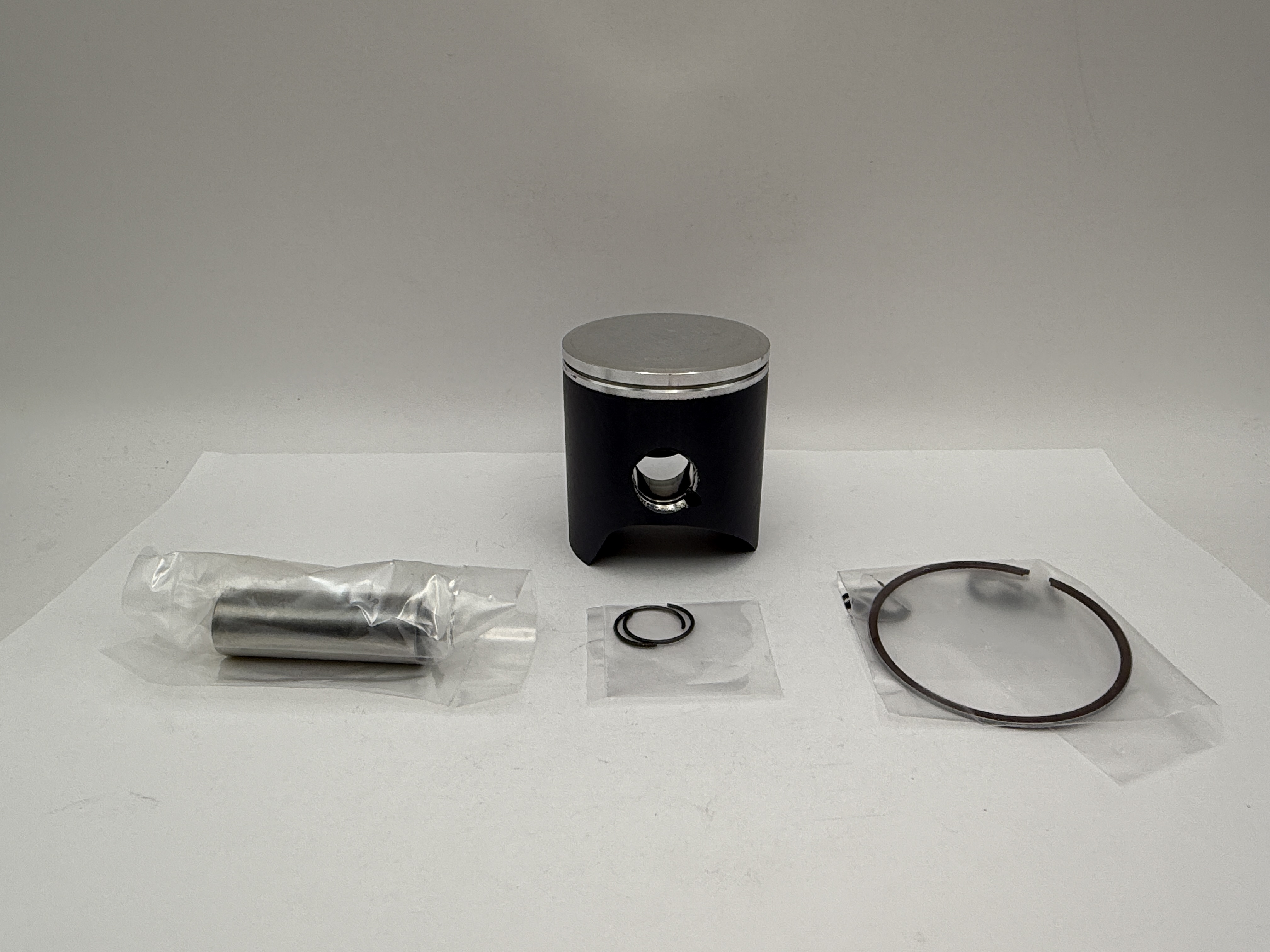 Athena Piston Kit (Cast Lite) 53.95mm Yamaha YZ125 97-21, Gas Gas EC125 13-15 (B)