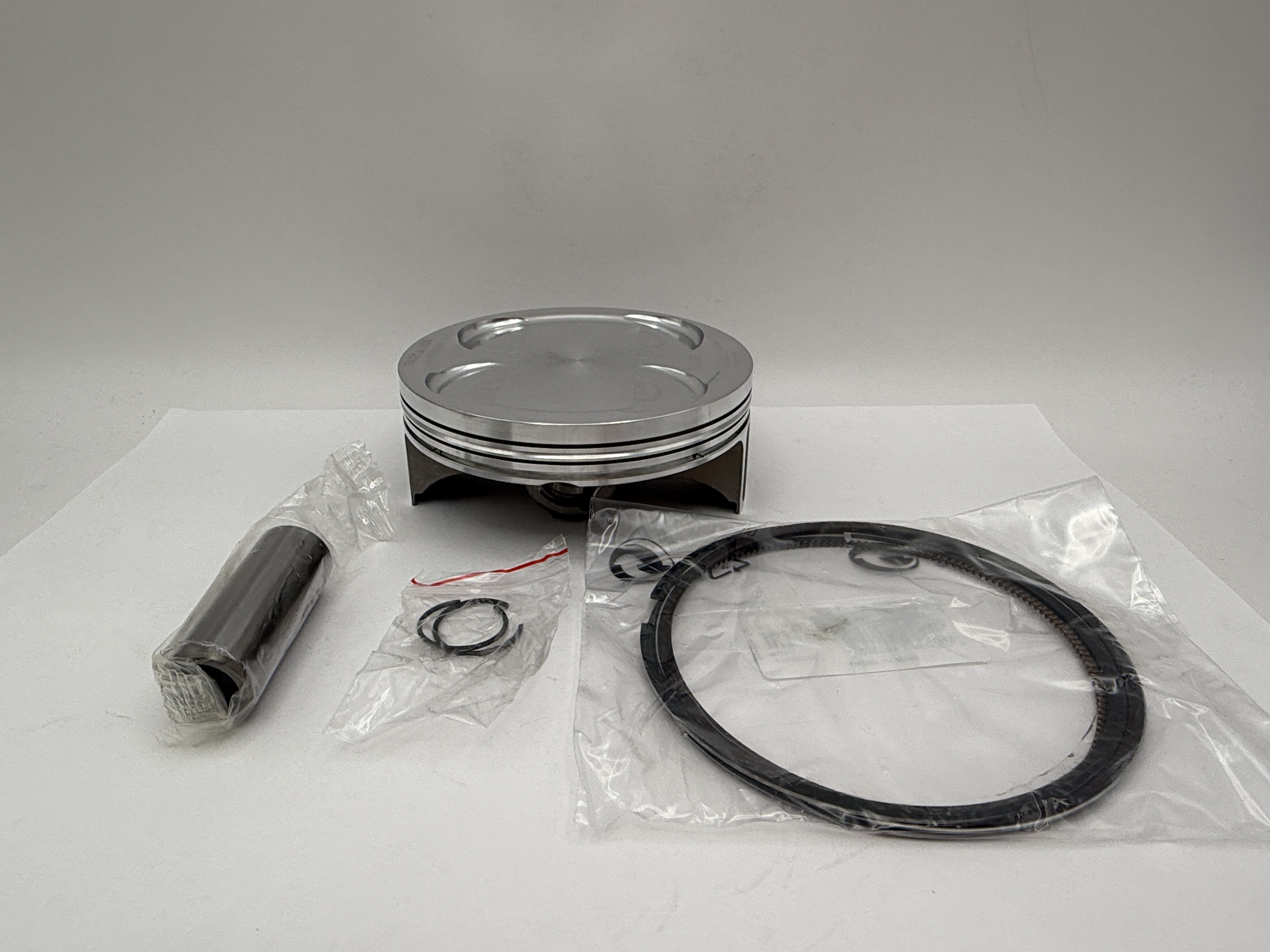 Athena Piston Kit (Forged) 96.96mm Yamaha YZ450F 20-22, WR450F 21-23 (B) (Sport Range) B2W-11631-00