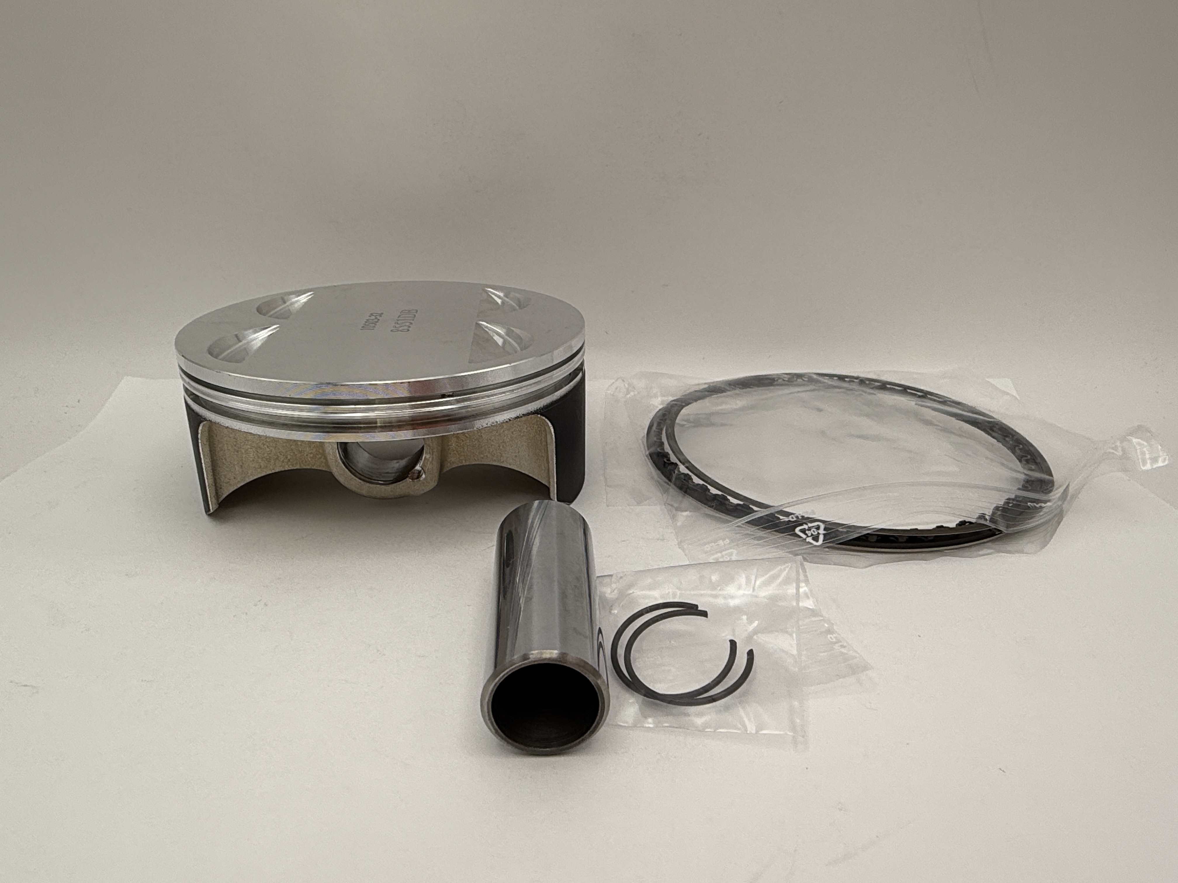 Athena Piston Kit (Forged) 99.95mm Husaberg 650 FC 99-09, 650 FE 99-09, 650 FS 99-09 (B)