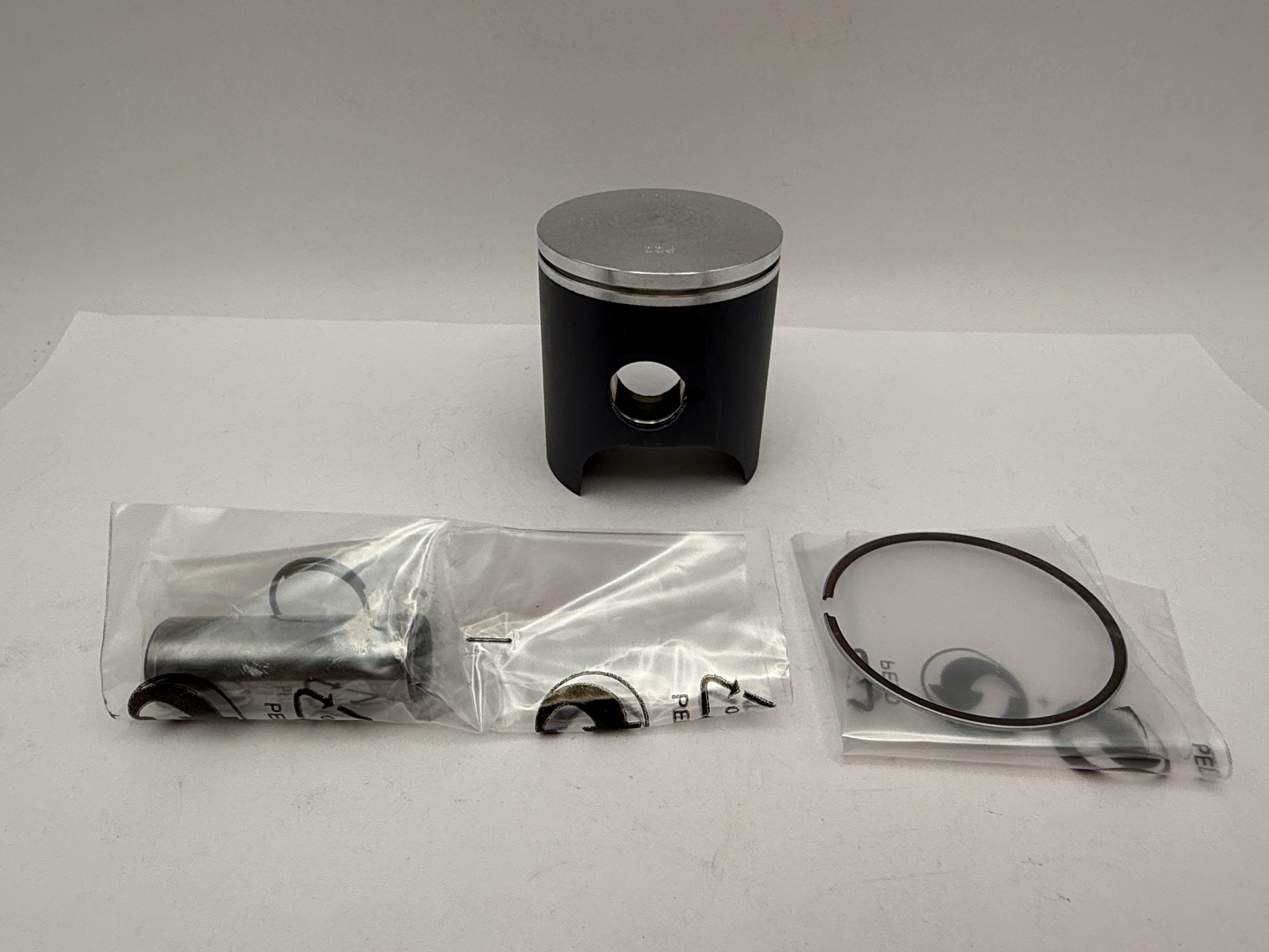 Athena Piston Kit (Cast Lite) 46.95mm KTM 85 SX 03-24, 85 XC 08-12, Husqvarna TC85 14-24, Gas Gas MC85 21-24 (B)