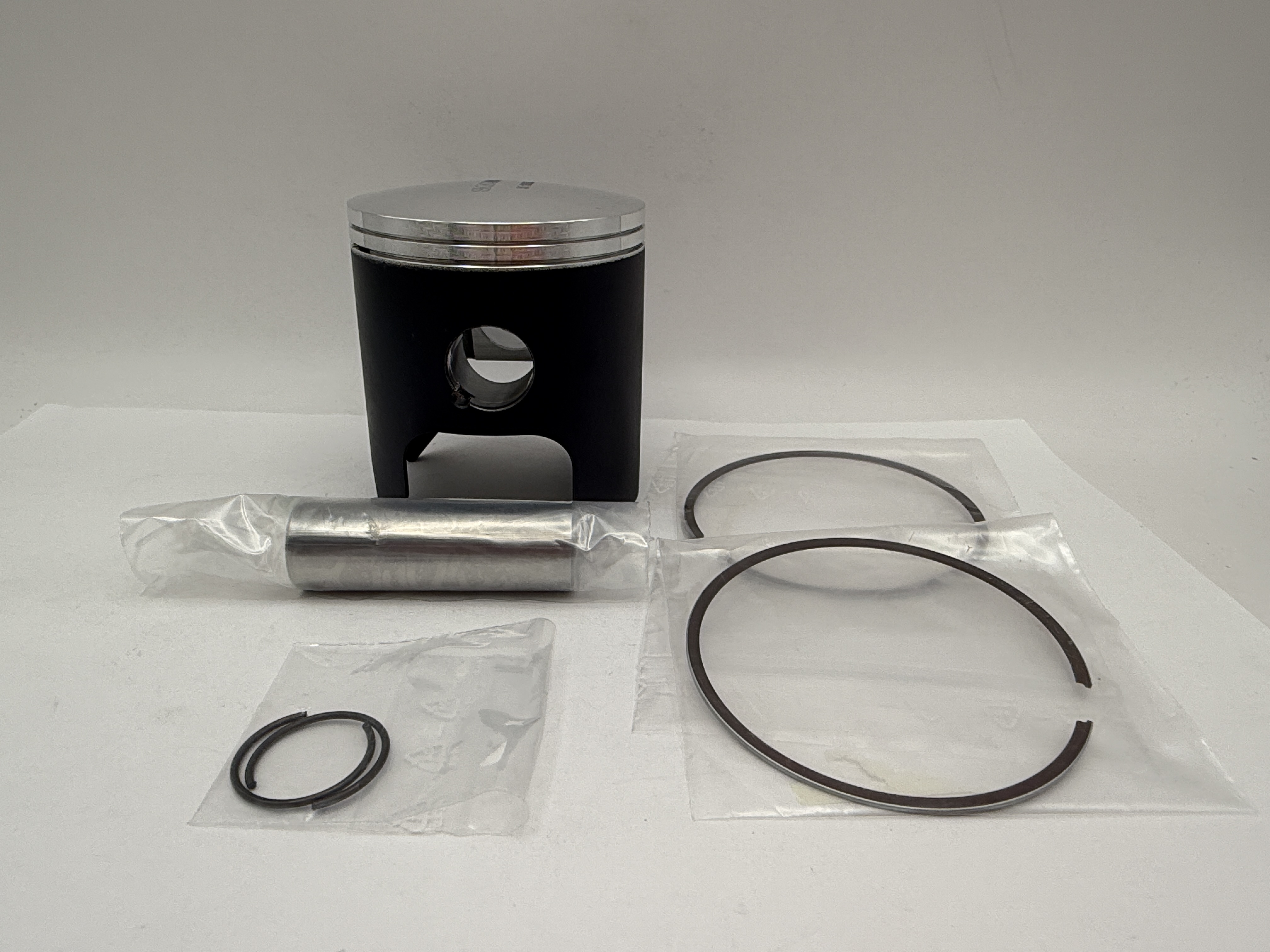 Athena Piston Kit (Forged) 67.45mm KTM 250 SX 90-94, 250 MX 90-94, 250 GS 90-94 (B)