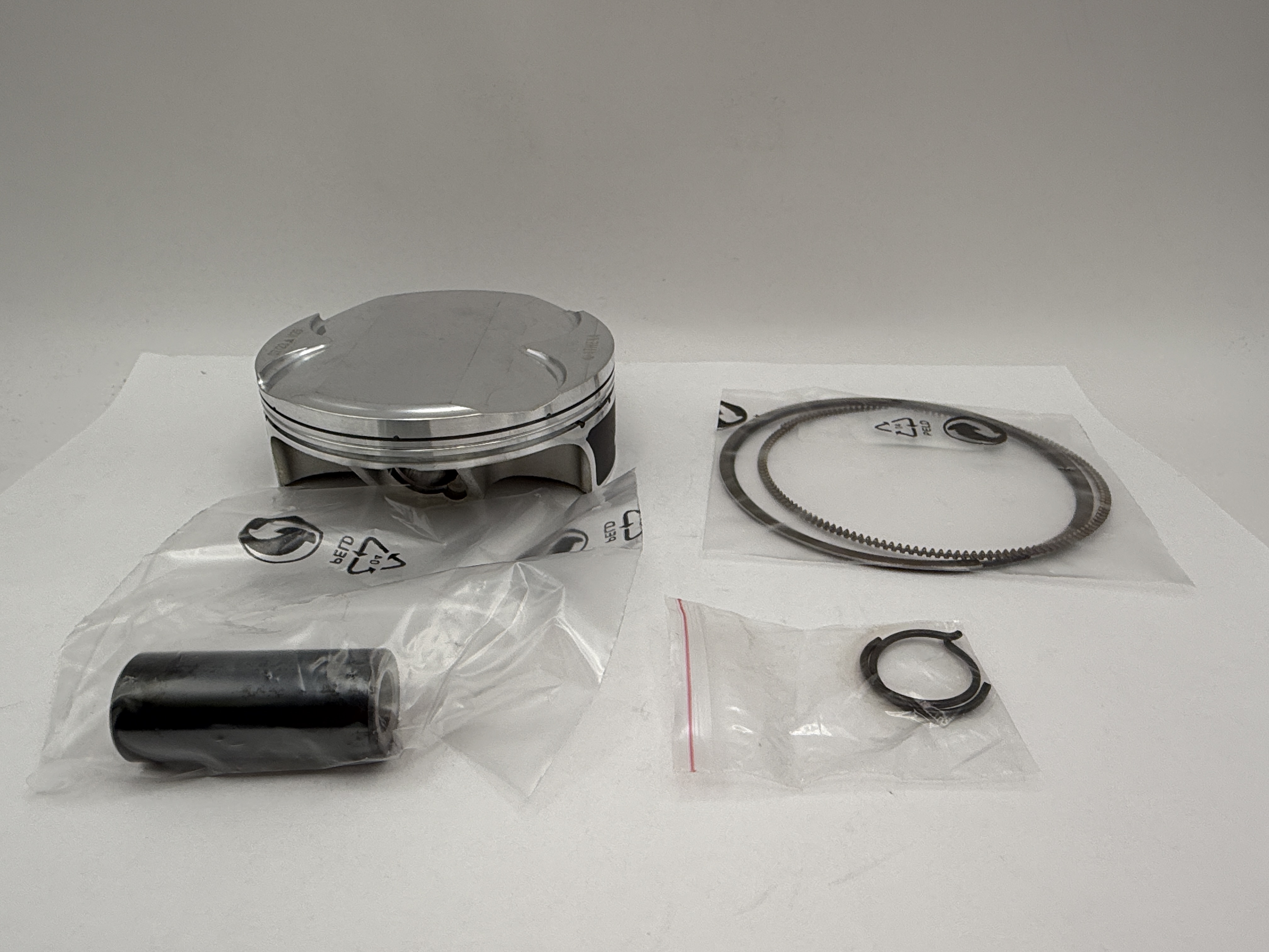 Athena Piston Kit (Forged) 78.96mm KTM 350 SX-F 14-22, 350 EXC-F 17-23, 350 XC-F 14-22, Husqvarna FC350 14-22, FE350 20-23, FX350 17-22, Gas Gas EC-F350 21-23, EX-F350 21-23, MC-F350 22-23 (B) (Sport Range)