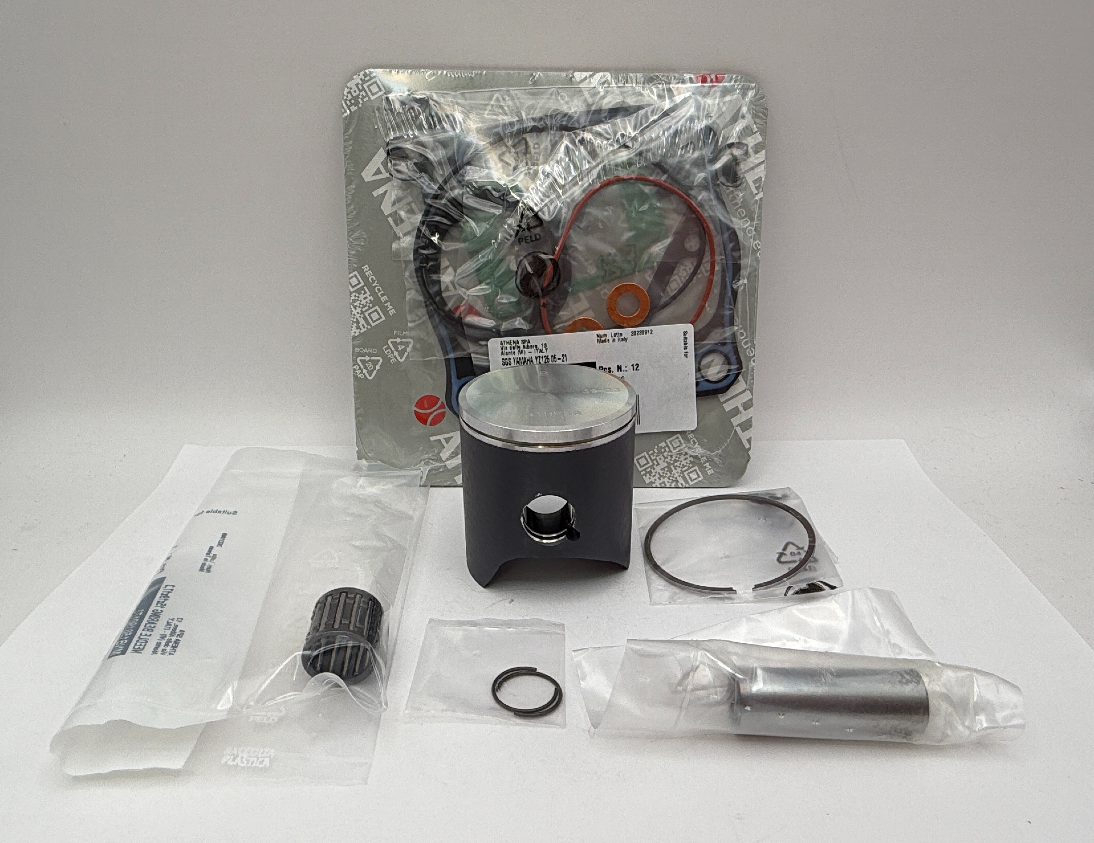 Athena Top End Rebuild Kit (Cast Lite Piston + Top Set + Small End) Yamaha YZ125 05-21 (53.96mm B Piston)