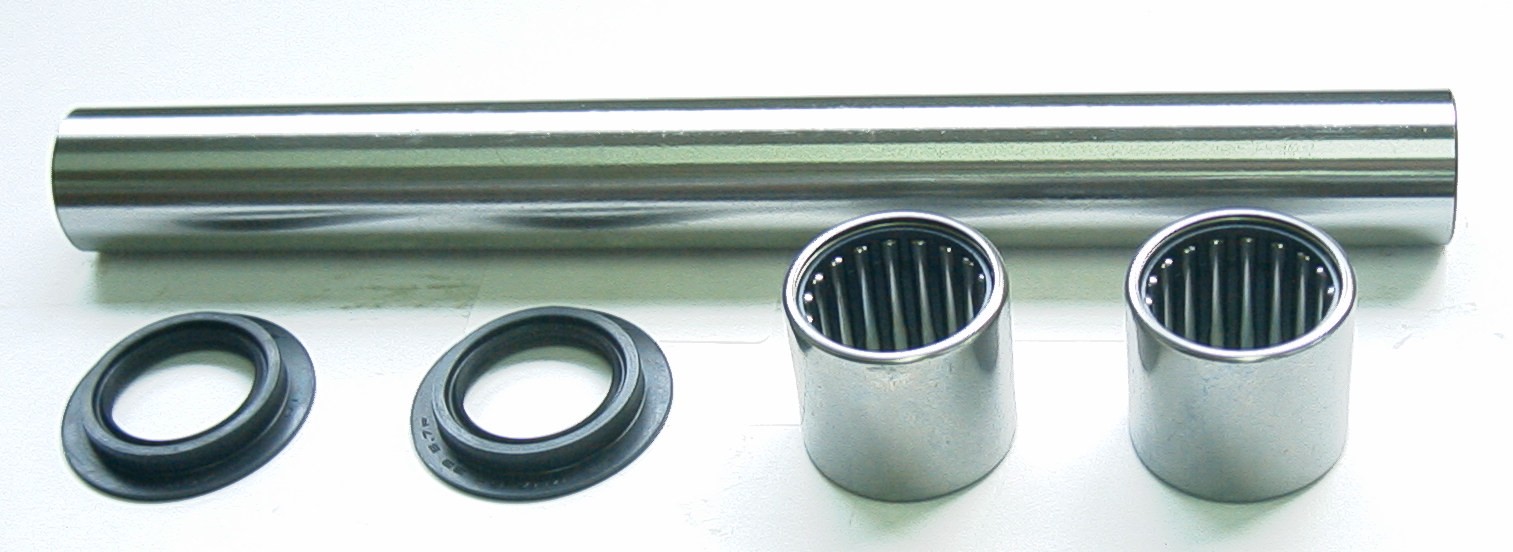 TourMax Swinging Arm Needle Bearing Set Kawasaki ZR550B1 90, ZX600C1-9 88-96