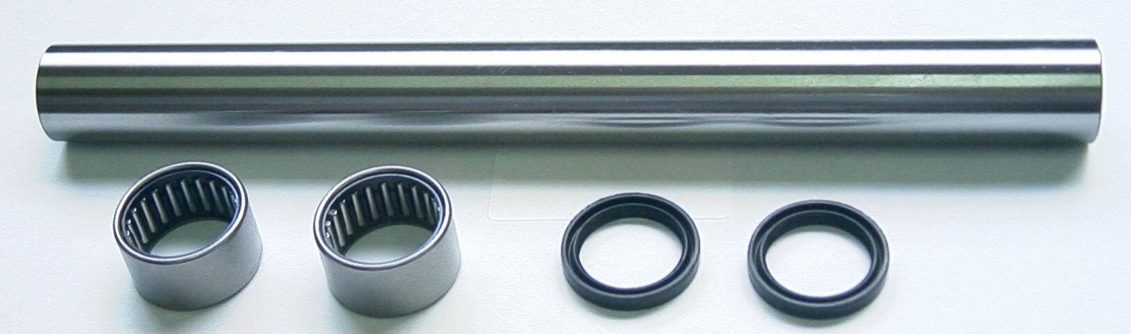 TourMax Swinging Arm Needle Bearing Set Kawasaki Z650 82-83, Z750 82-83