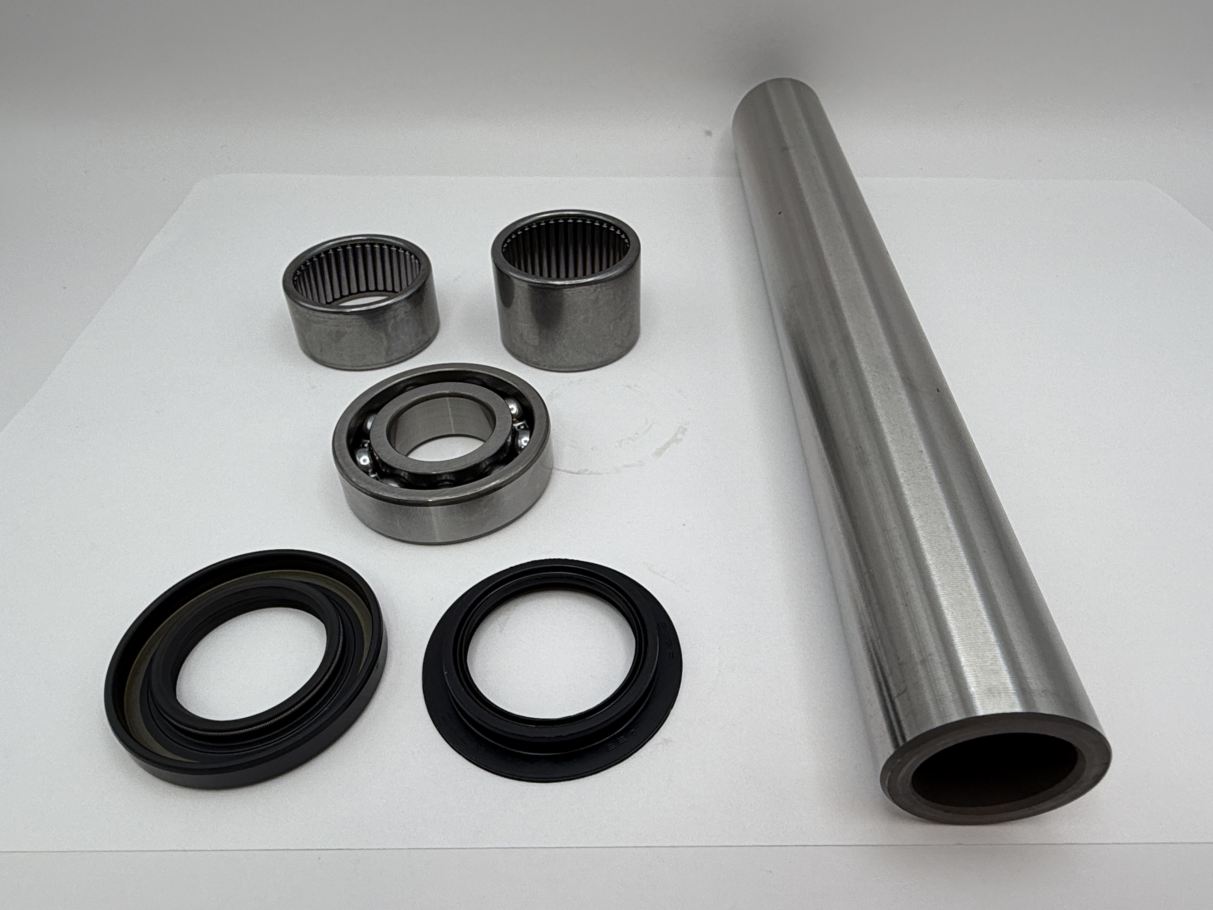 TourMax Swinging Arm Needle Bearing Set Kawasaki ZR1100C1-2 97-99