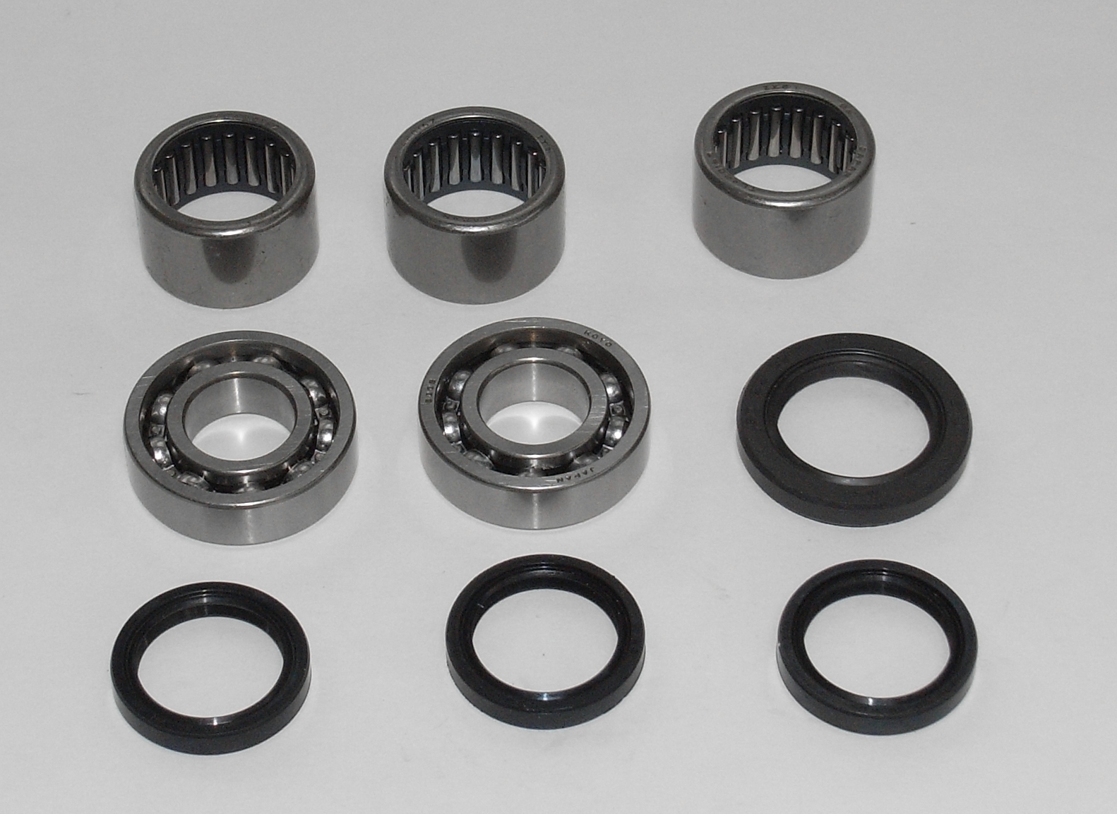 TourMax Swing Arm Bearings & Seals Honda XRV750L,M,N,P,R,S,T,V,W,X,Y Africa Twin 1993-2003