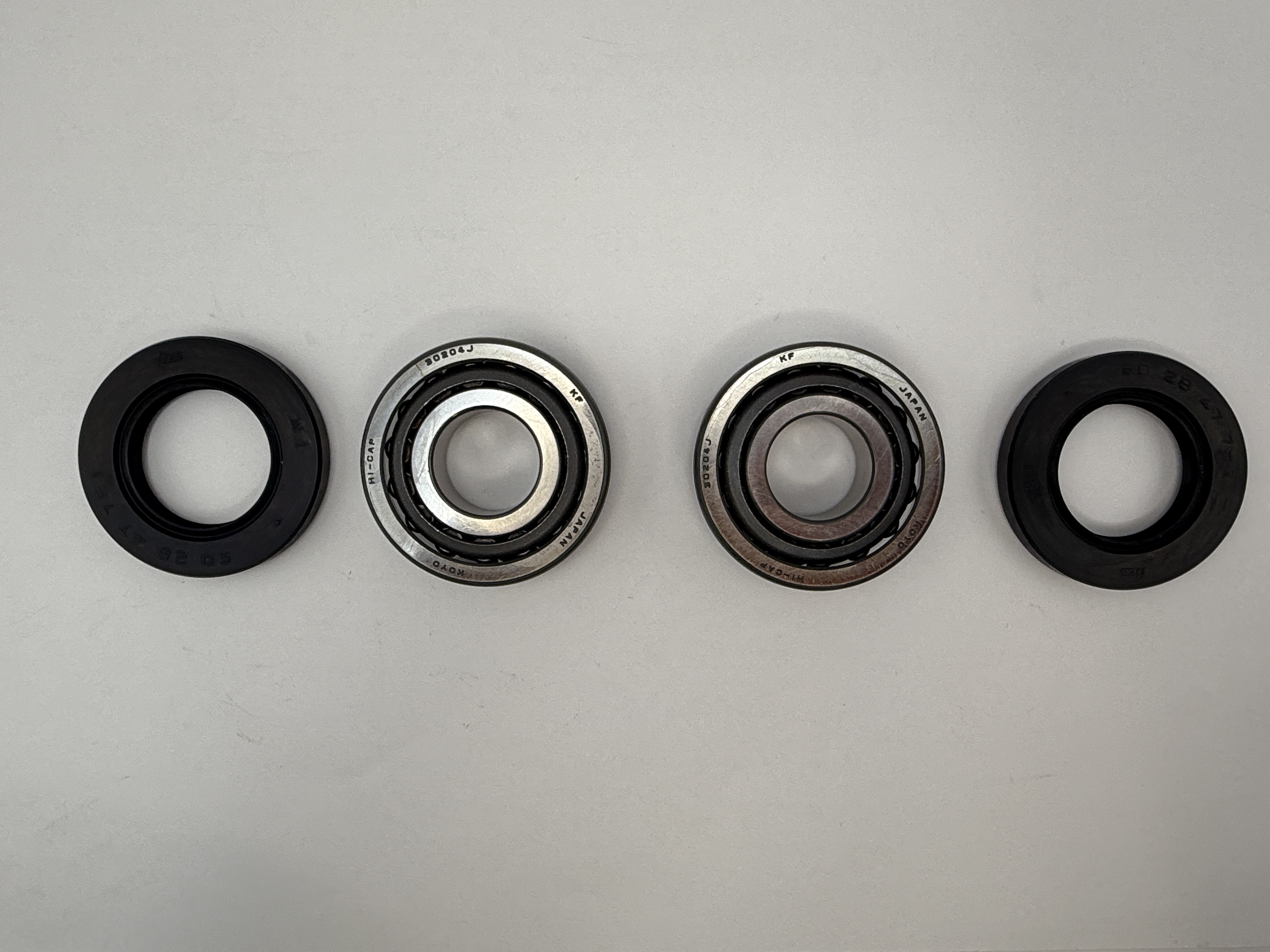 TourMax Swing Arm Bearings & Seals Yamaha XVZ1200 83-85, XVZ1300 86-93