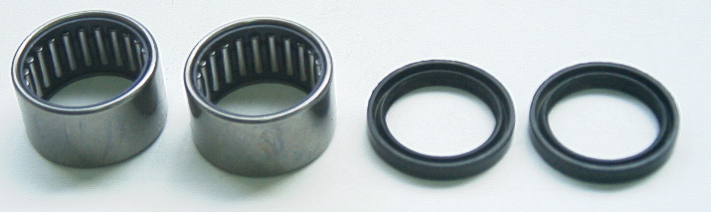 TourMax Swing Arm Bearings & Seals Kawasaki Z440D4-5 82-83, EN450A1-6 85-90, EN500A1-7 90-96, Z550A1-4 80-83, Z550C1-2 80-83, Z550D1 81, Z650H2-3 82-83, Z750E3 82, Z750L3 83, Z750R1 82, EX250C1-2, Z750H2-4 81-83, Z400J2 81, Z500B4 82