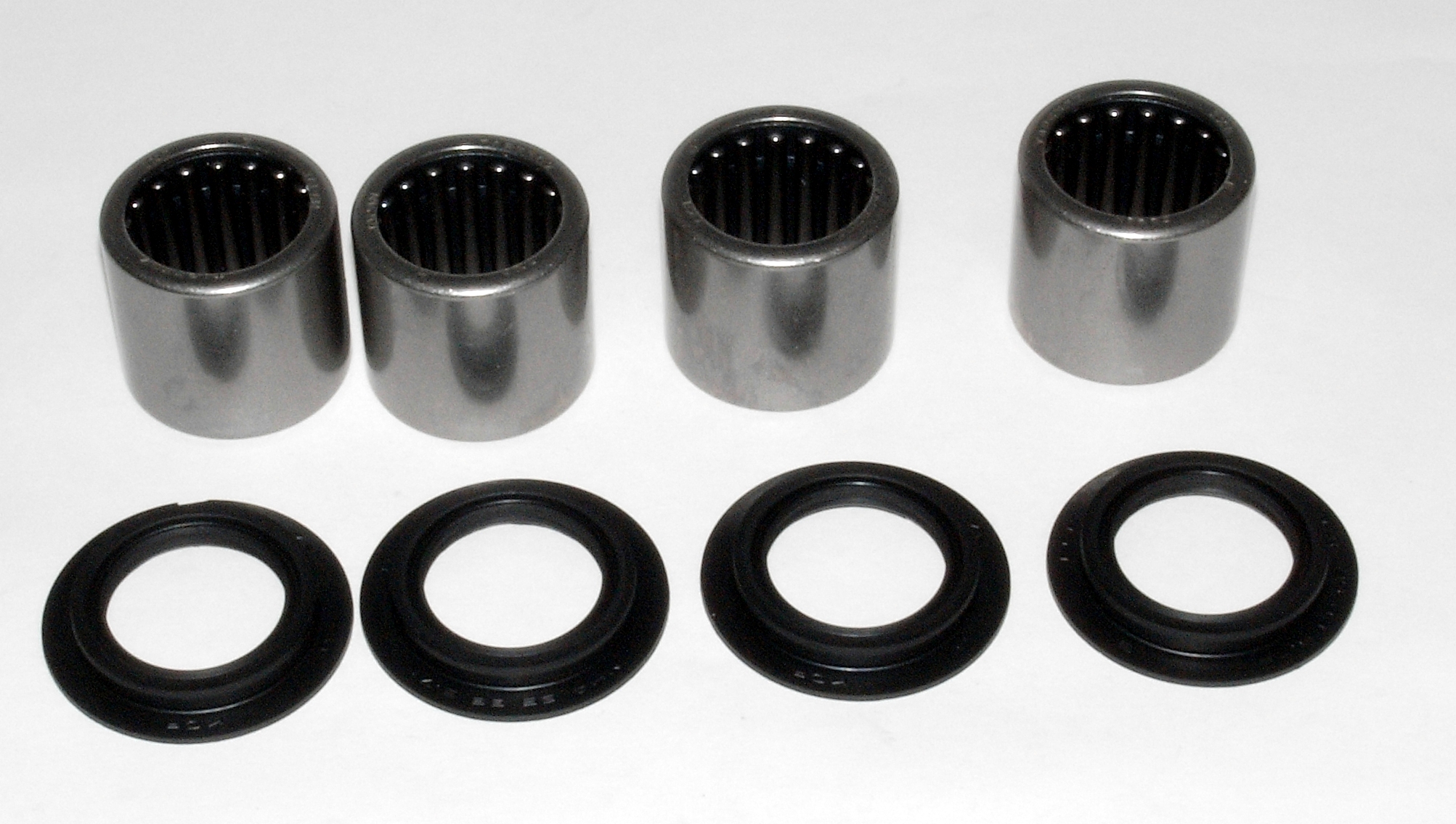 TourMax Swing Arm Bearings & Seals Kawasaki ZX750G1-2 84-85, ZX900A1-8 84-91