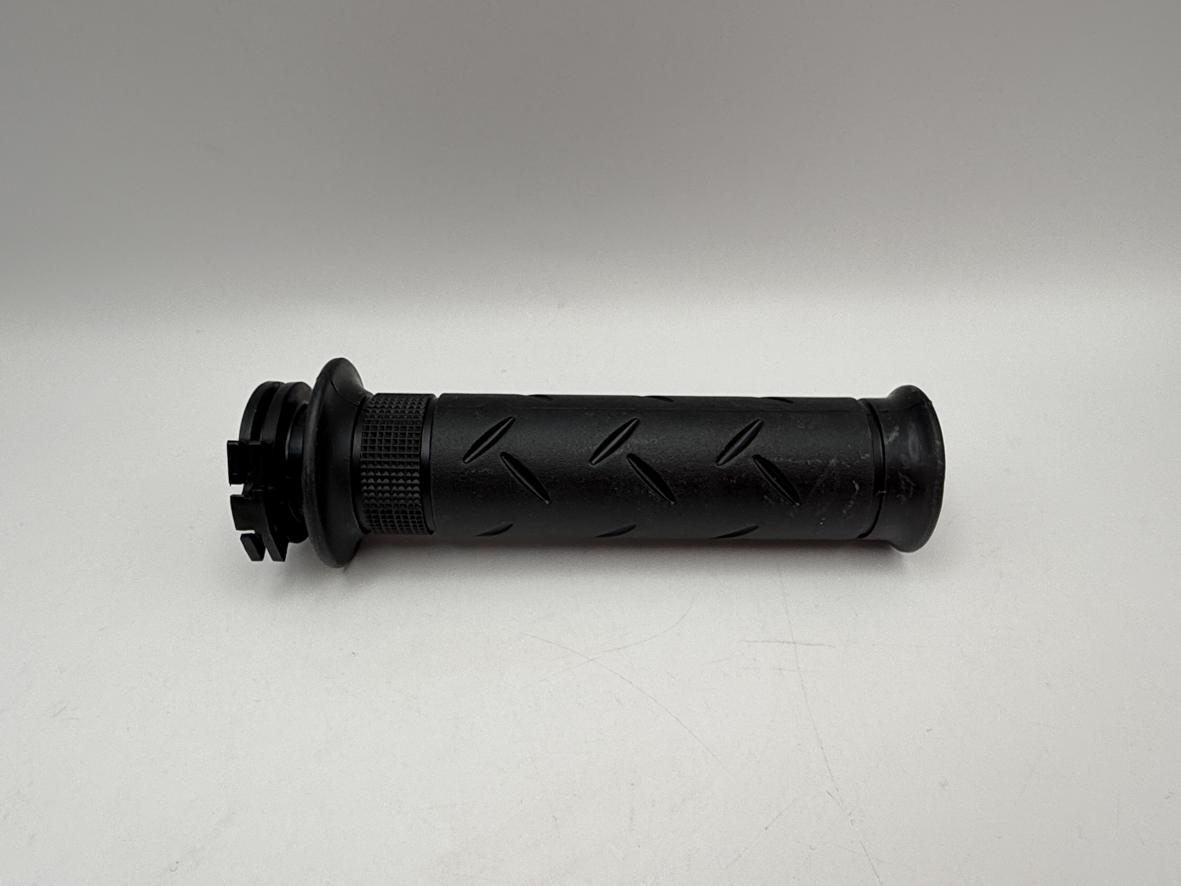 Throttle Sleeve Honda CBF125MM 2021-2023 with grip OE Ref. 53140-K0N-E00