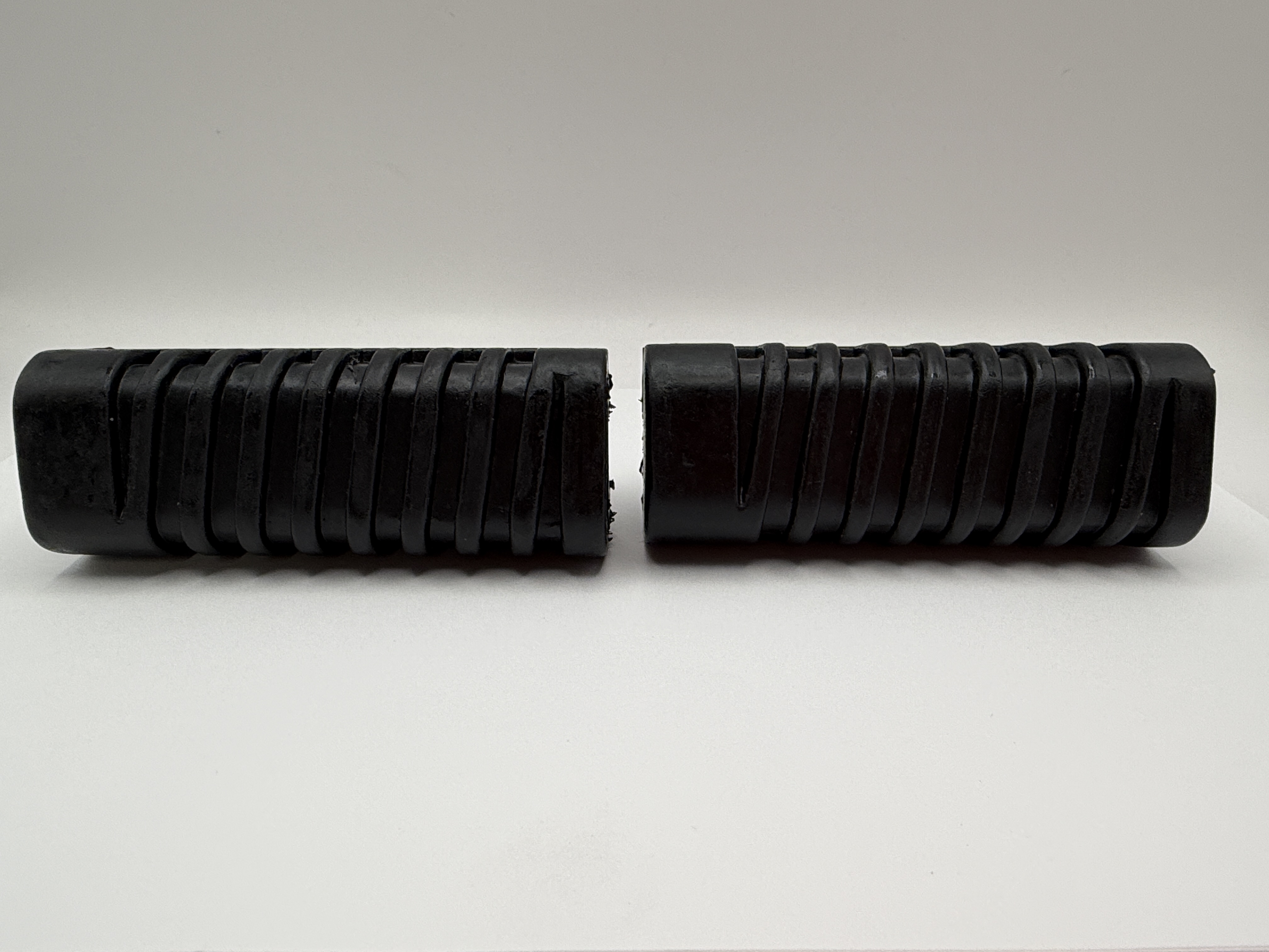 Hendler Footrest Rubbers 16mm Round Fitting & 105mm Long