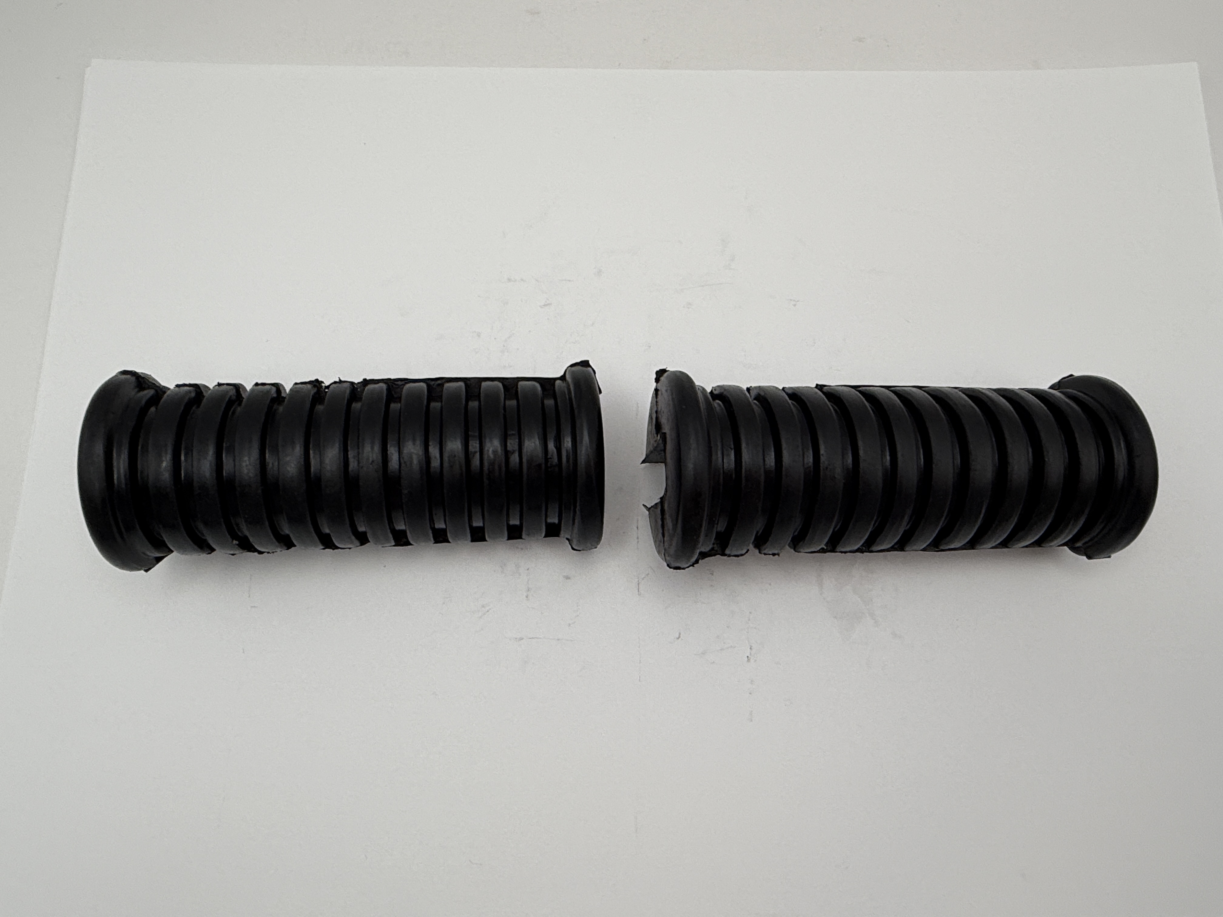 Hendler Footrest Front Rubber Yamaha FS1E,DX 76-92, YB100 74-79