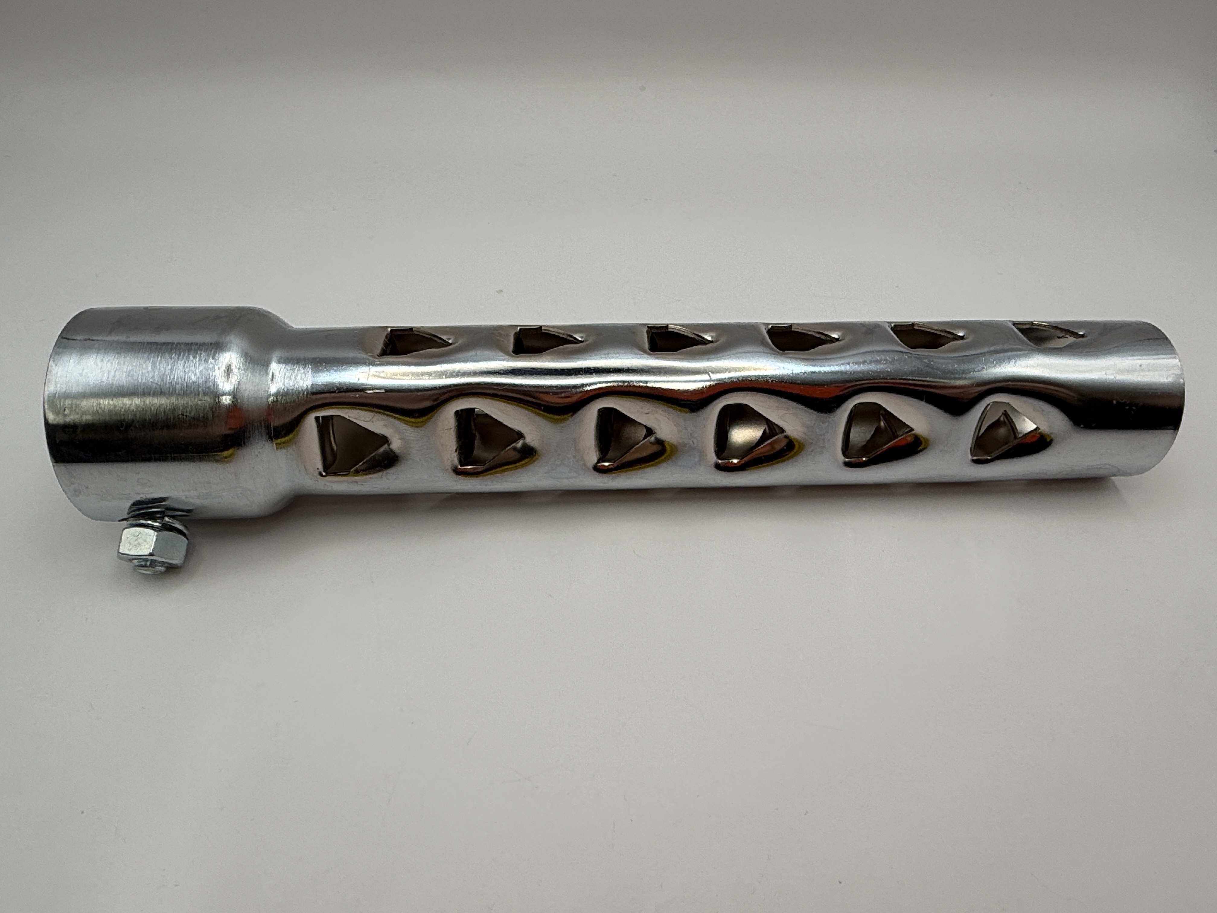 Hendler Universal Baffle 4T 41mm Diameter, 8" Long Chrome