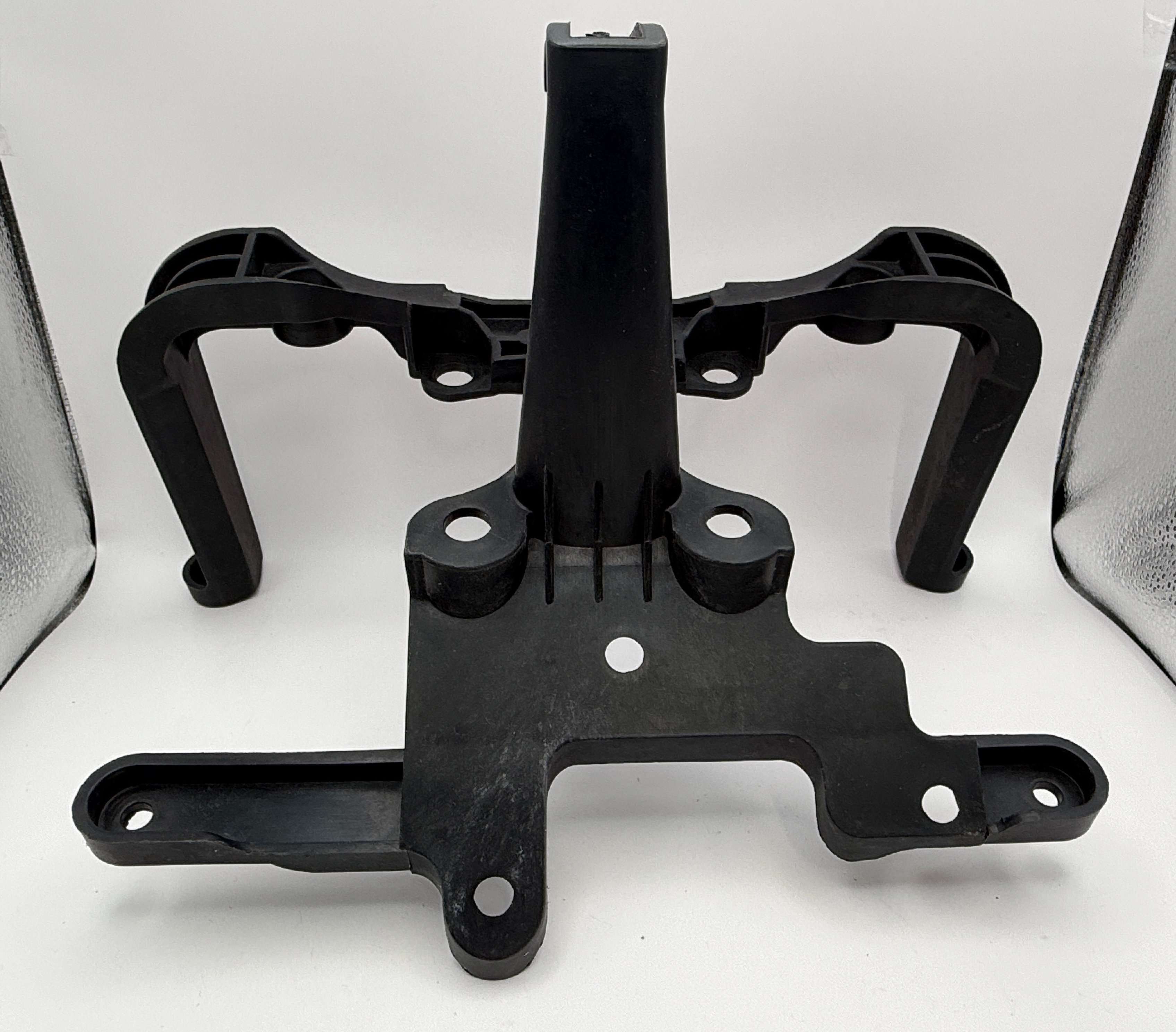 Moto Fairing Bracket Suzuki TL1000 R 1998-2003 OEM Reference: 94520-02FA0