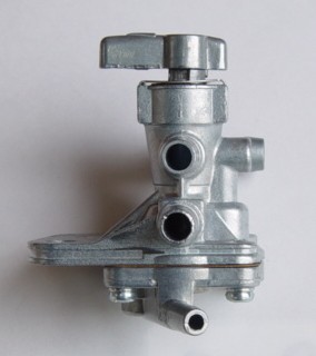 TourMax Petrol Tap Suzuki GS500EK-ET Remote, 4 Outlets, Diaphragm Type OE Refs: 44300-01D21, 44300-01D20, 44300-01D00