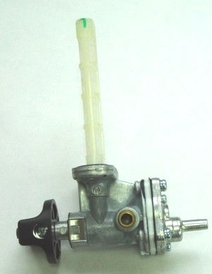 TourMax Petrol Tap Suzuki GSX600, GSX750FW-FY 44mm Centres, 6mm Outlet OE Ref: 44300-08F00