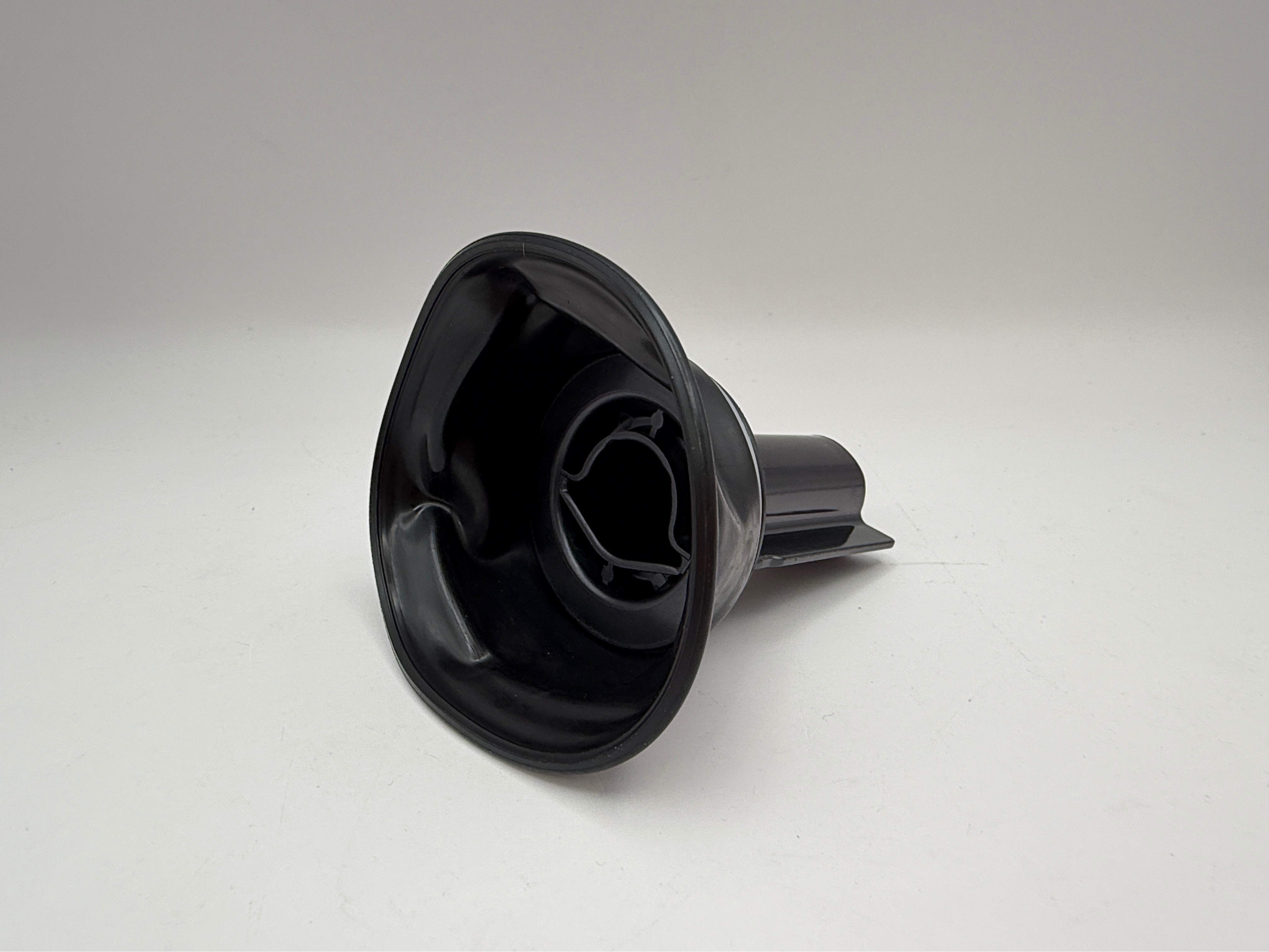TourMax Carb Diaphragm Yamaha XJ900S Diversion 95-02 (37mm Across Flat) OE Ref: 4KM-14940-00