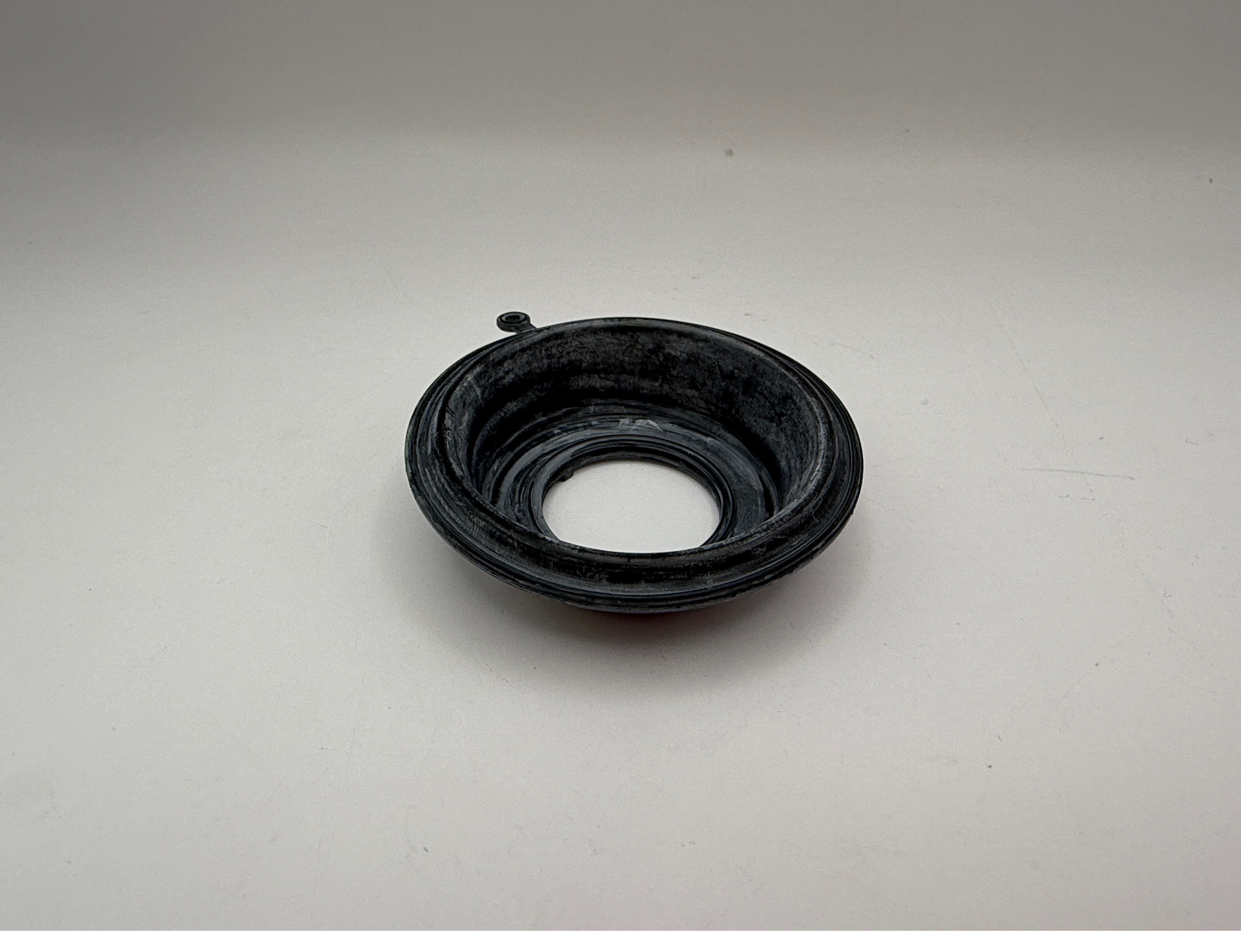 TourMax Carb Diaphragm Suzuki GZ125 Marauder 98-00, 03-04, RV125 Van Van 03-07, UC125 Epicuro 99-01, XF650 Freewind 97-01 OE Ref: 13507-04F00