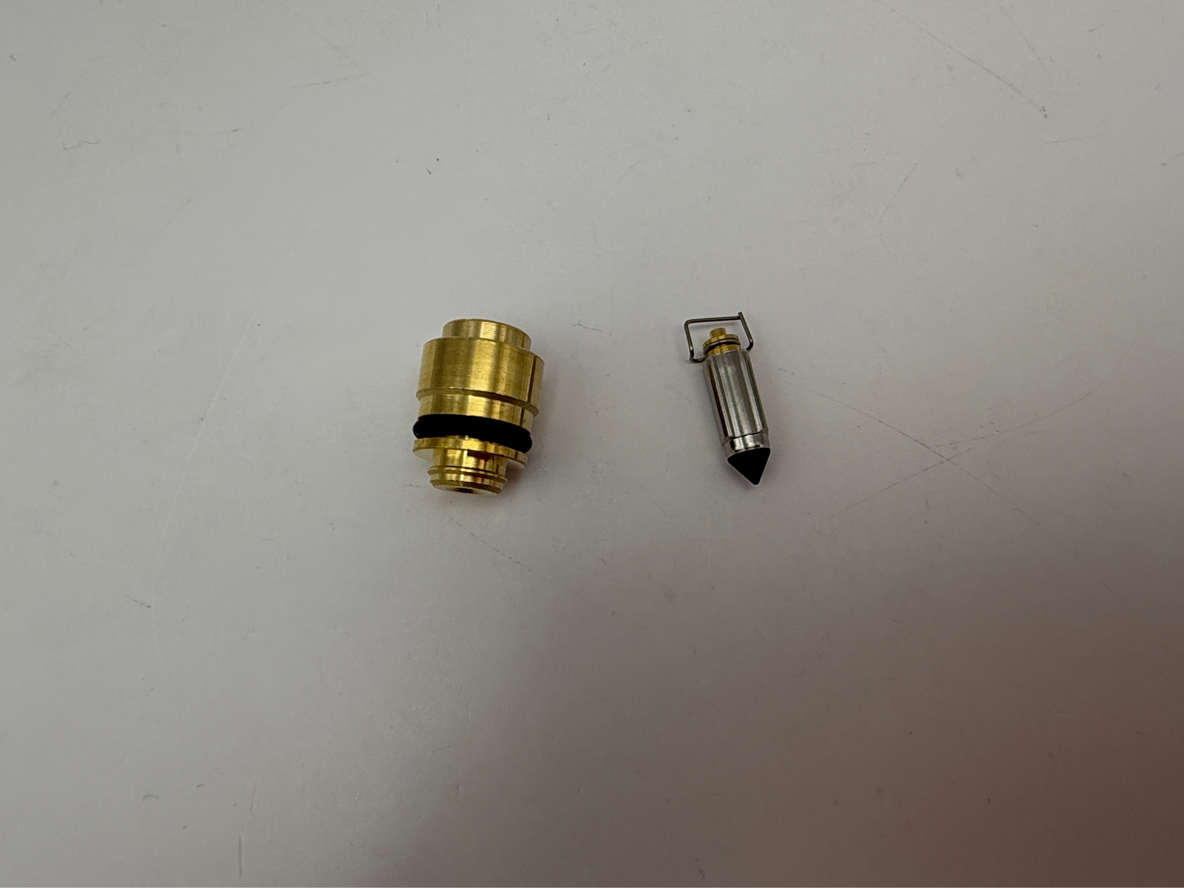 TourMax Carb Float Needle & Seat Set OE Refs: 5EL-14107-23, 13370-07F00