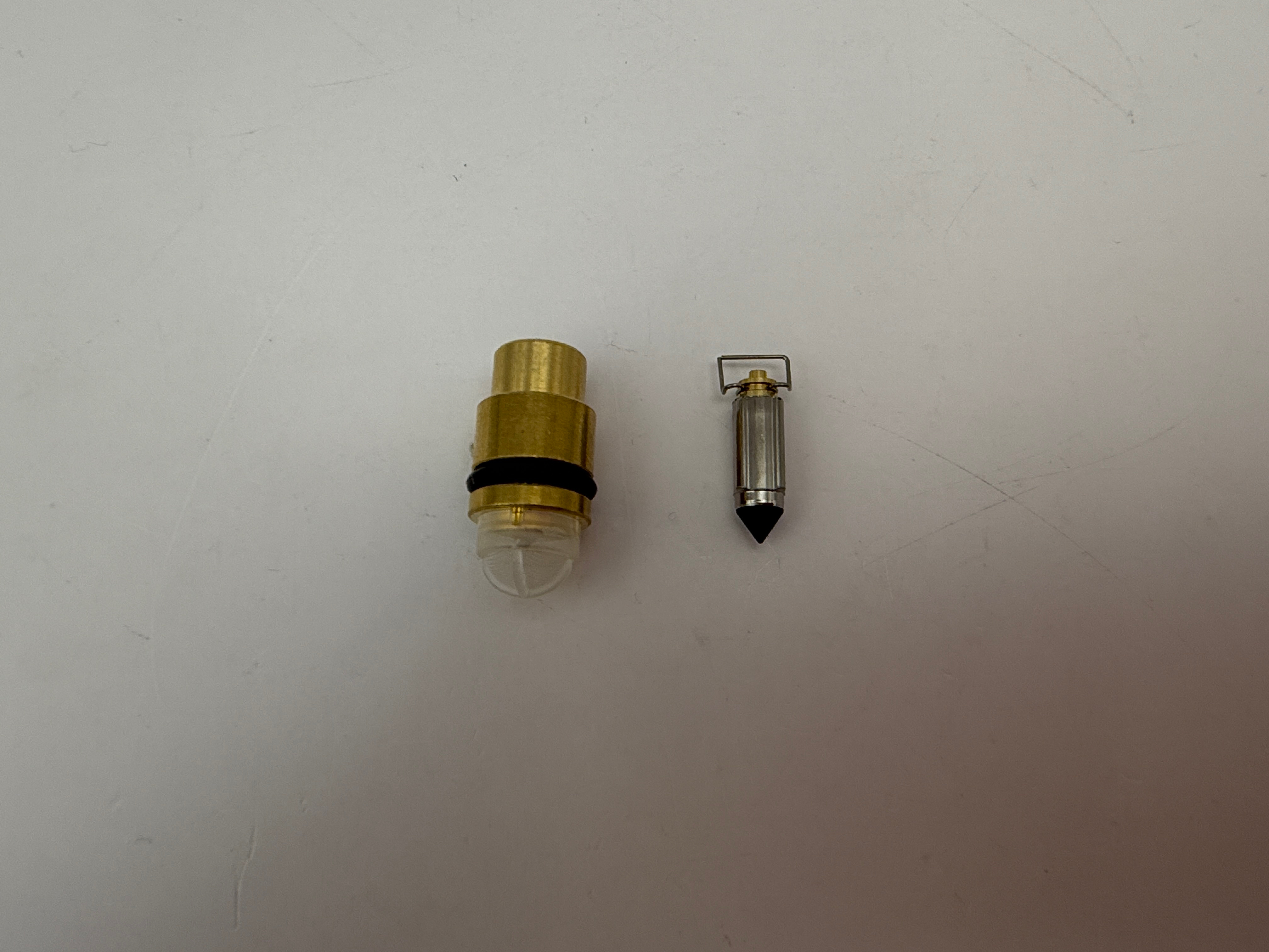 TourMax Carb Float Needle & Seat Set OE Refs: 1UY-14107-20, 4HM-14107-20, 3KW-14107-20, 13370-20E20