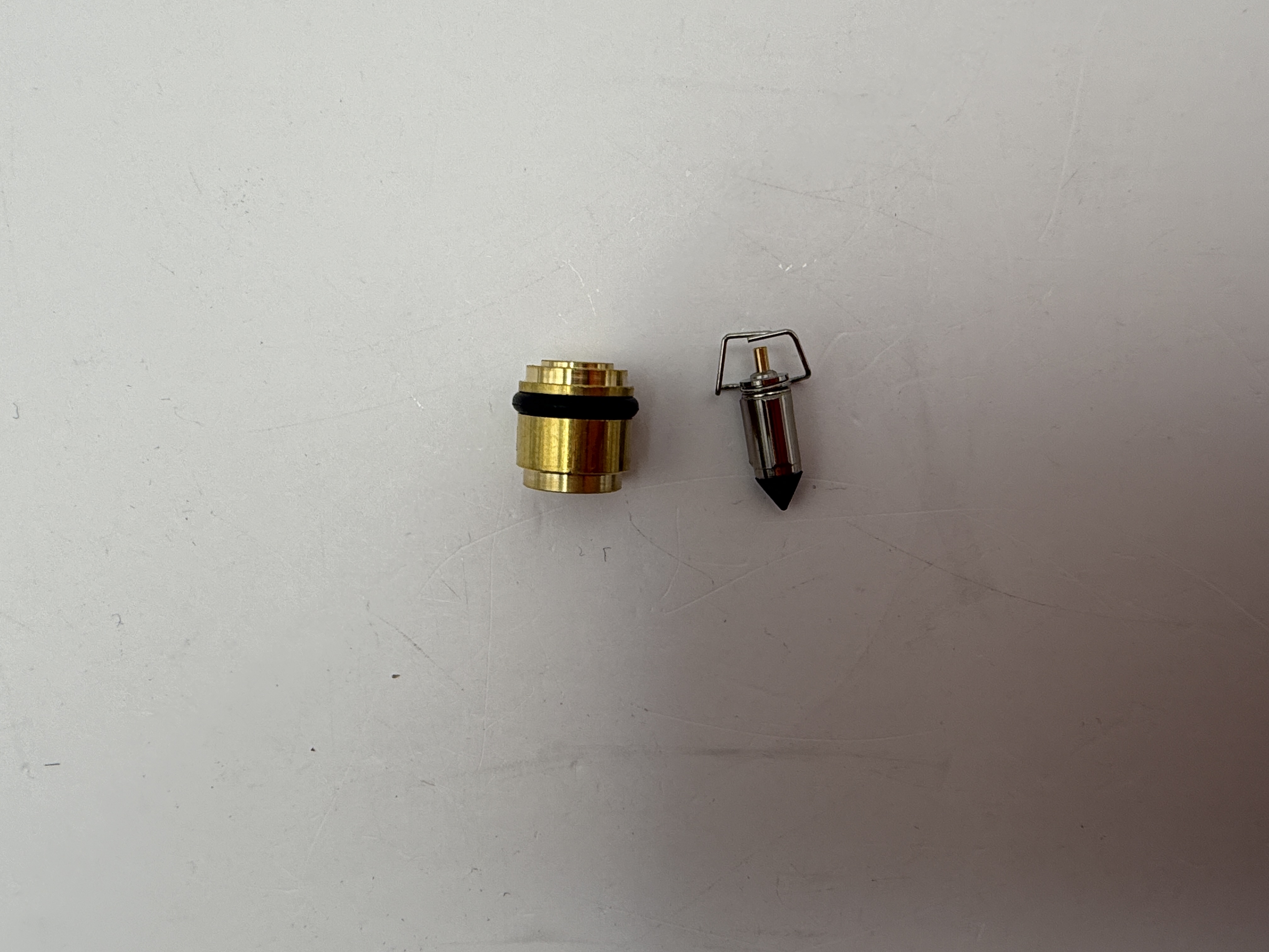 TourMax Carb Float Needle & Seat Set OE Refs: 13370-02421, 13370-03A20, 16030-S005