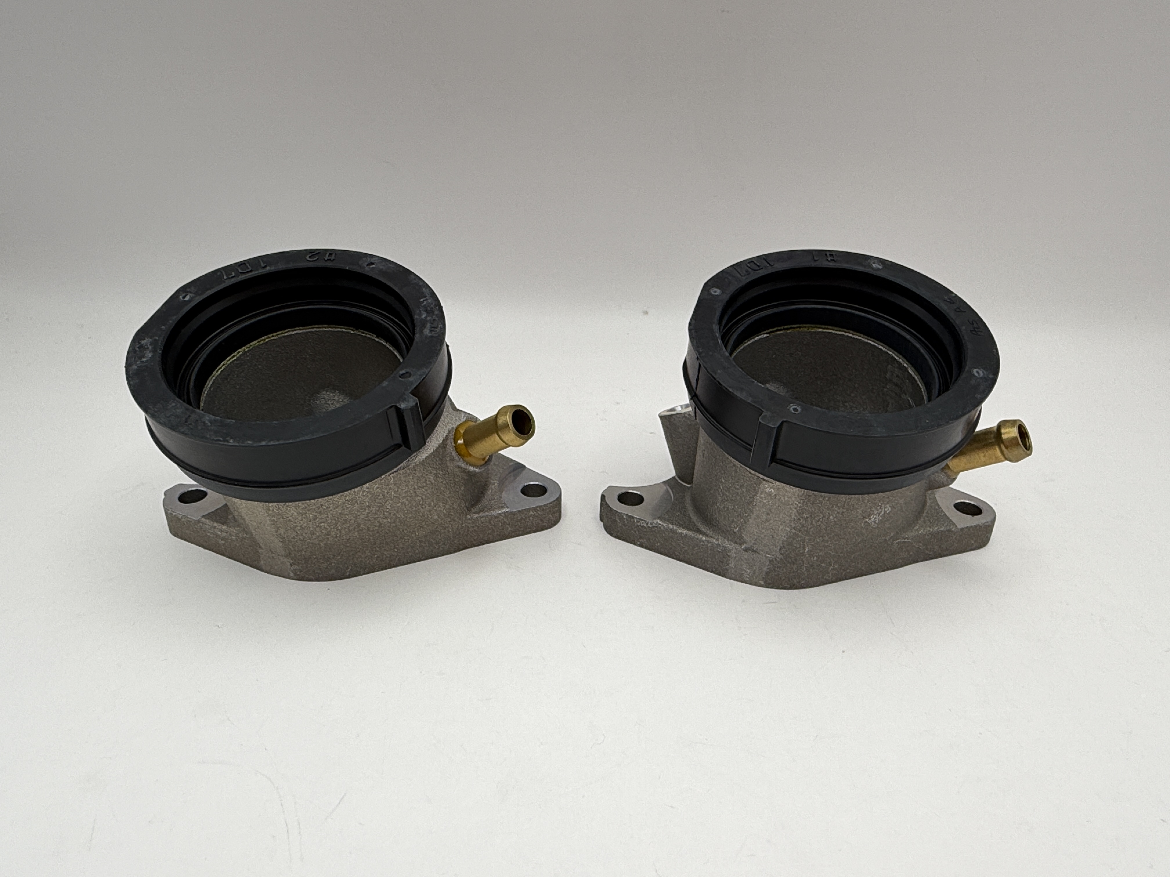 TourMax Throttle Body to Head Rubbers Yamaha XV1900 Raider 08-11, XV1900 Roadliner 06-10, XV1900 Stratoliner 06-11