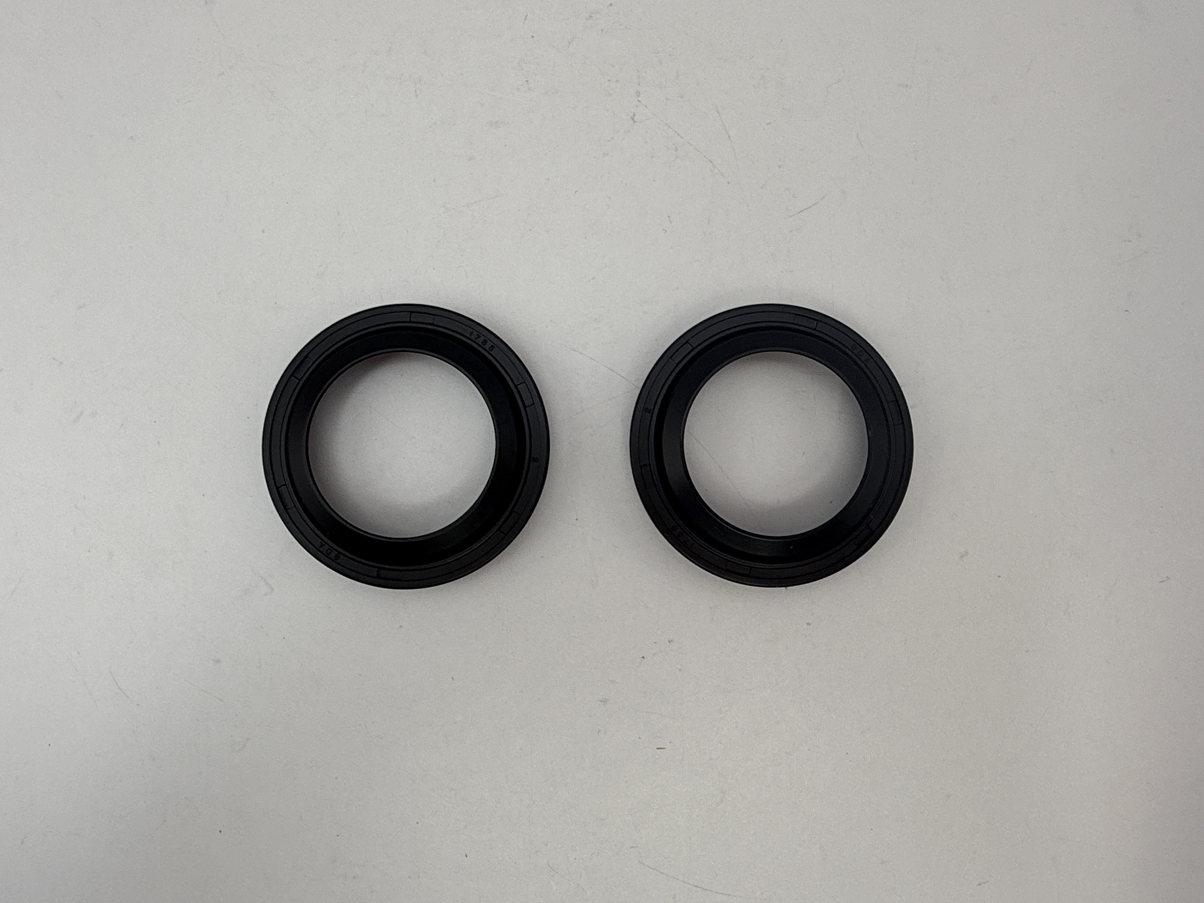 Hendler Fork Dust Seal 33mm x 45mm x 4mm/10.50mm Push In Type