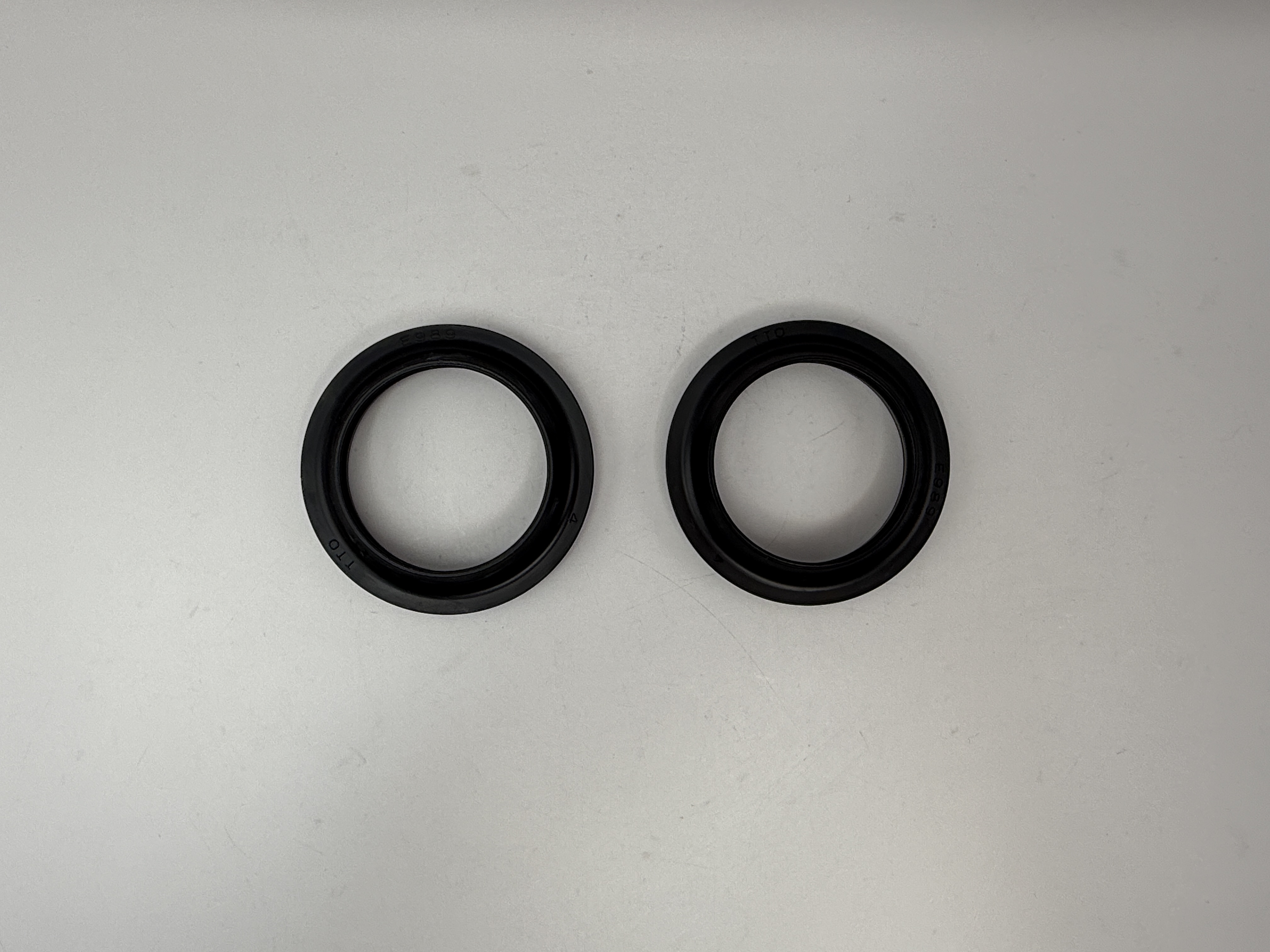 Hendler Fork Dust Seal 42mm x 55mm x 4.7mm/12.7mm Push In Type