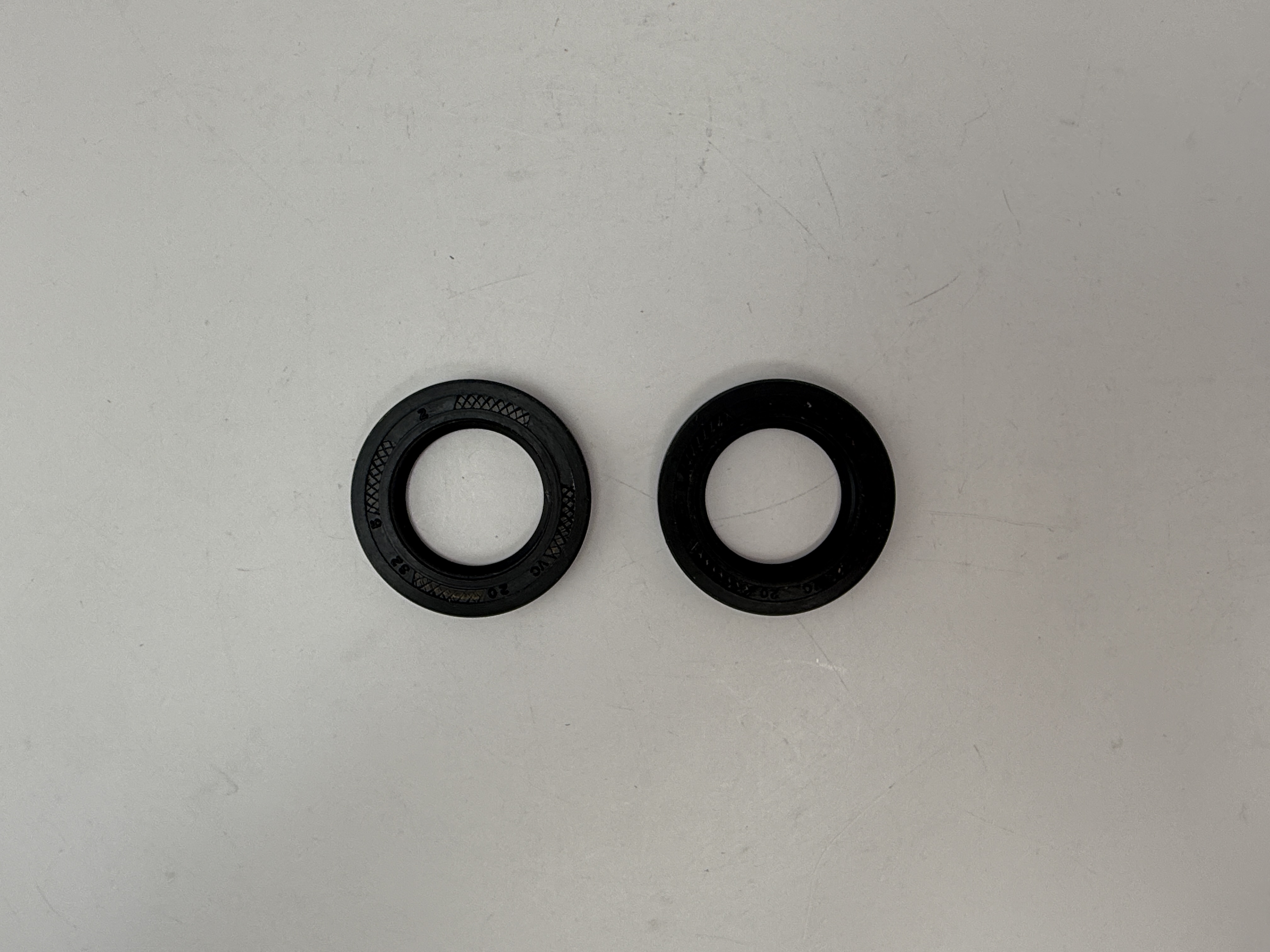 Hendler Fork Seals 20mm x 32mm x 5mm With No Lip