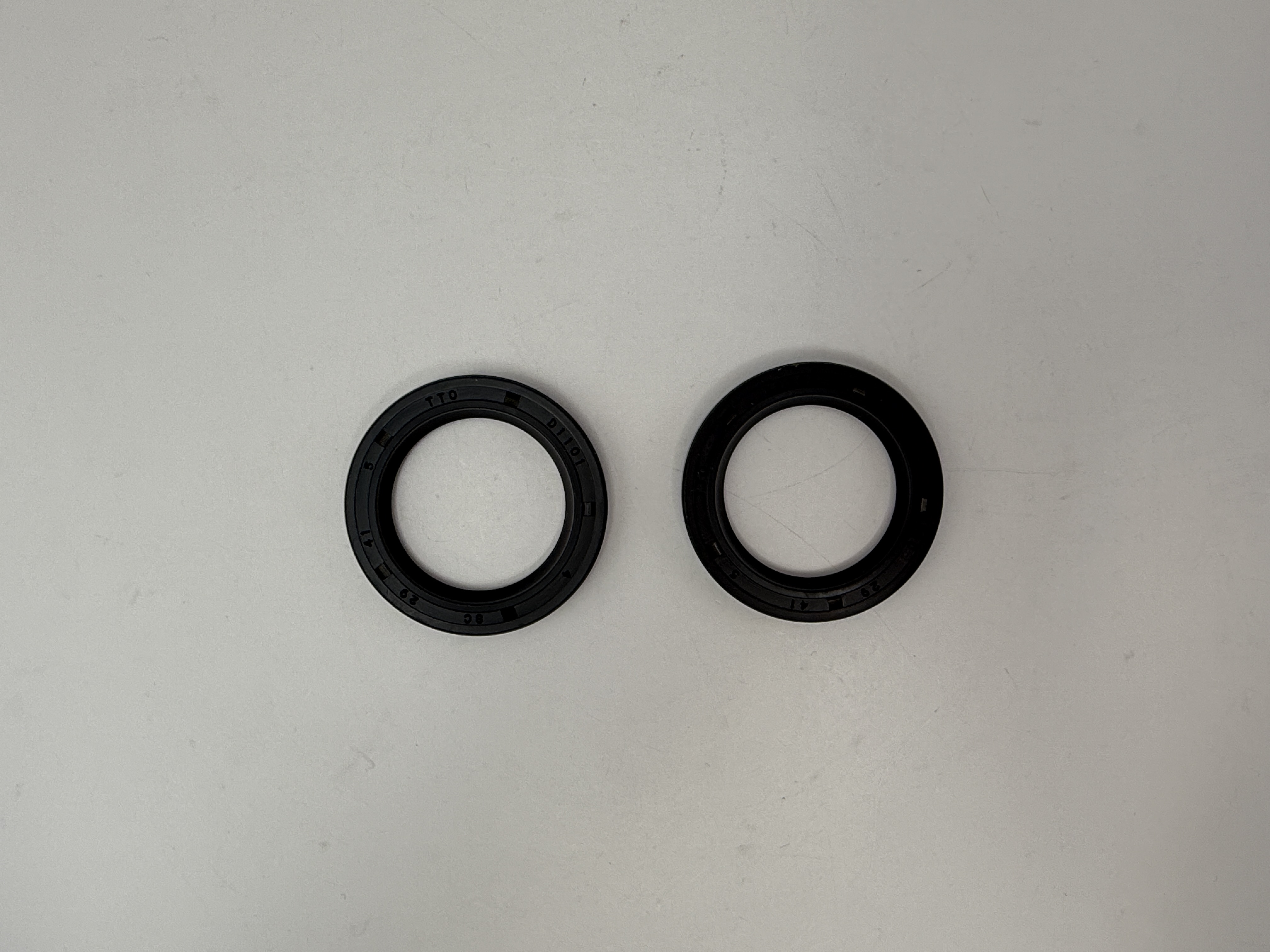 Hendler Fork Seals 29mm x 41mm x 11mm With No Lip