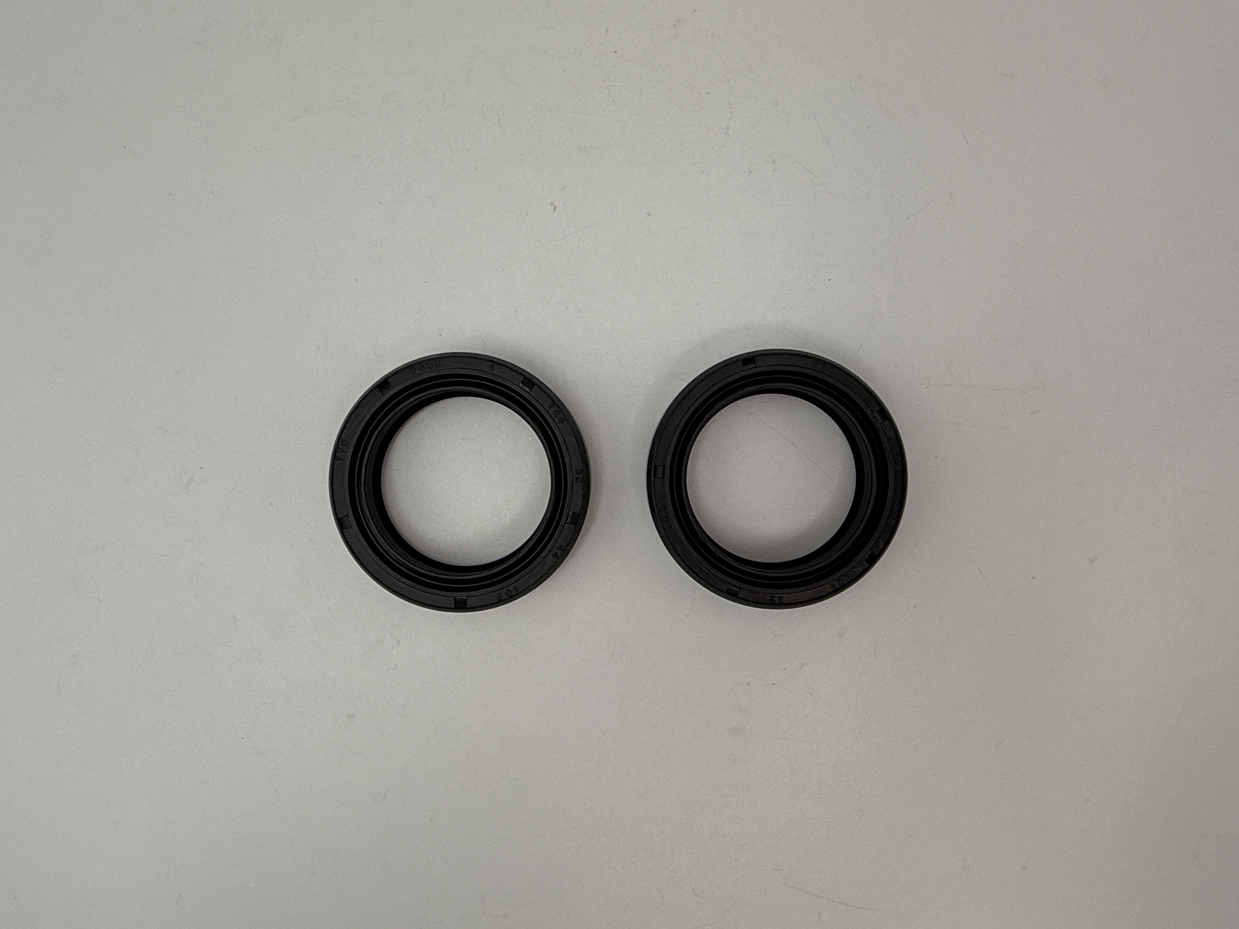 Hendler Fork Seals 32mm x 44mm x 10.5mm With No Lip