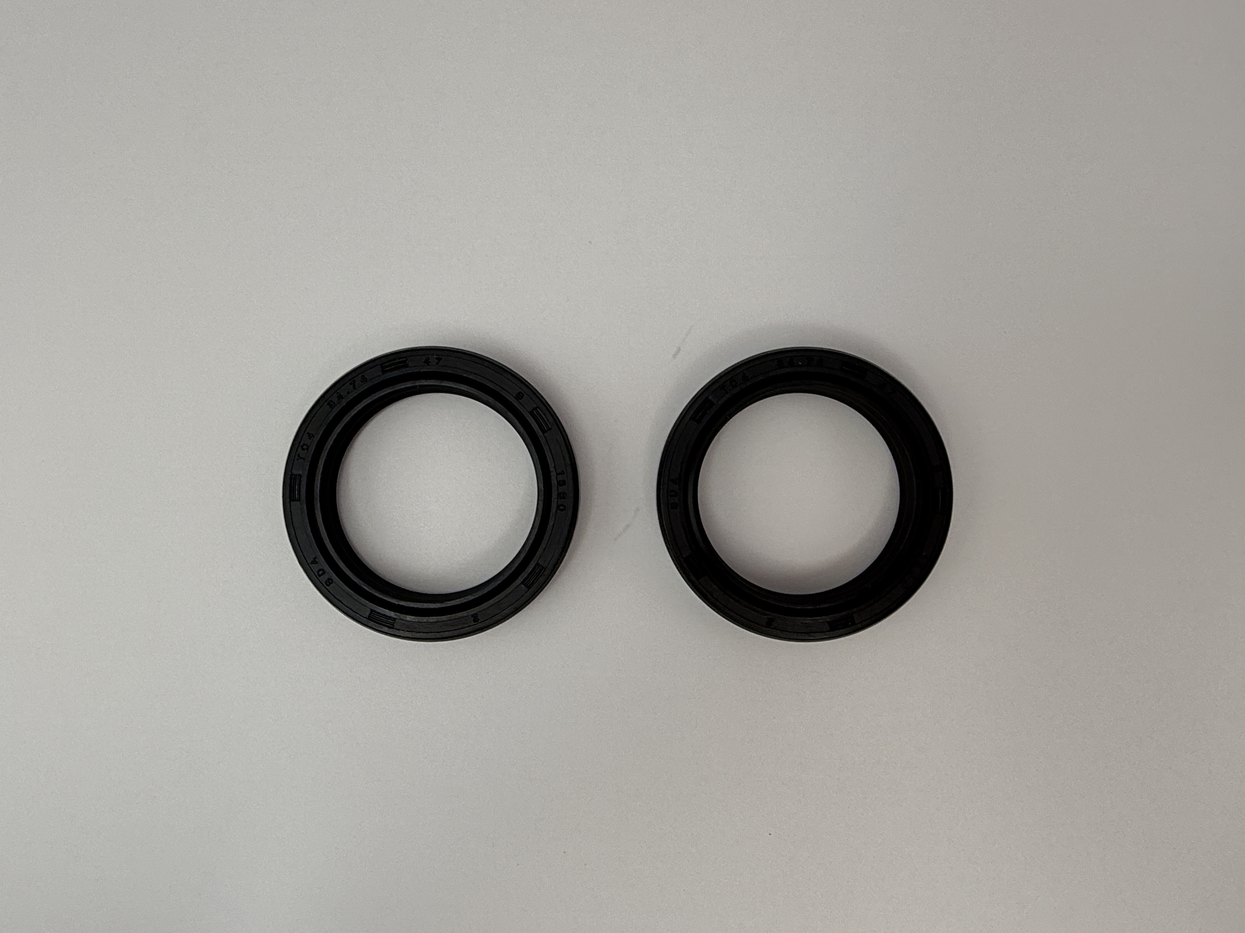 Hendler Fork Seals 34.74mm x 47mm x 9mm With A Lip Of 10mm