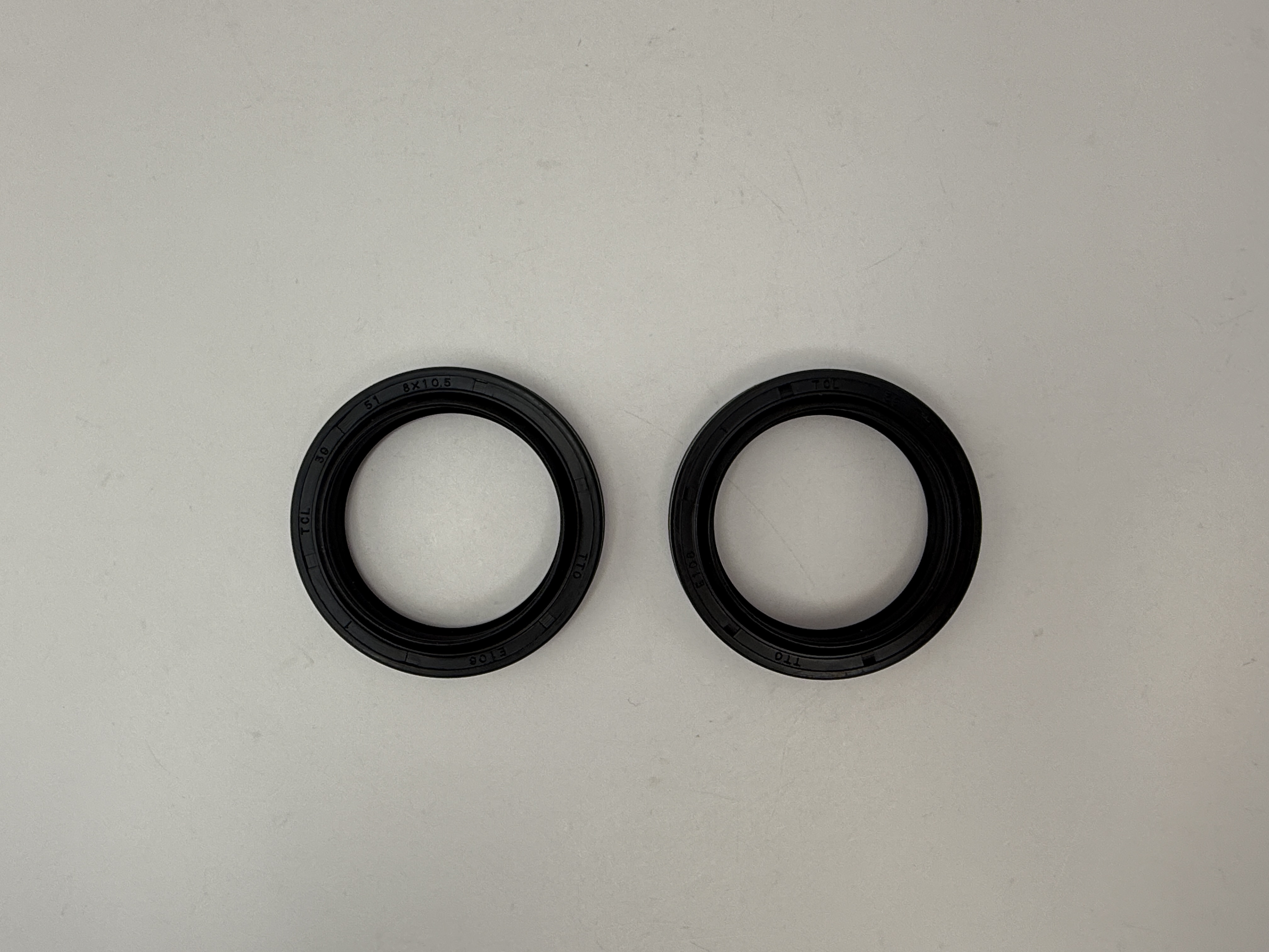 Hendler Fork Seals 39mm x 51mm x 8mm With A Lip Of 10.5mm