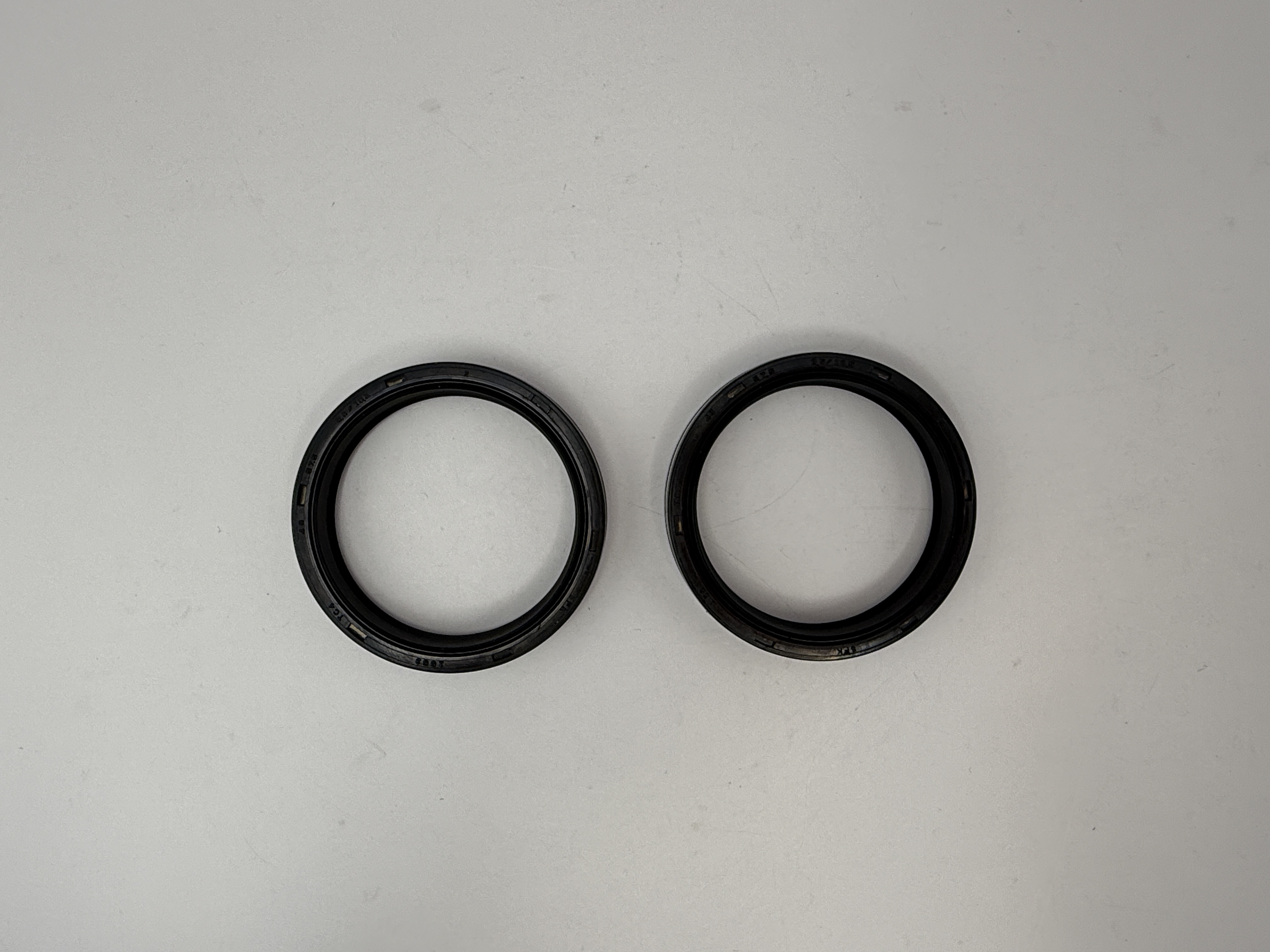 Hendler Fork Seals 48mm x 57.7mm x 9.5mm With A Lip Of 10.5mm
