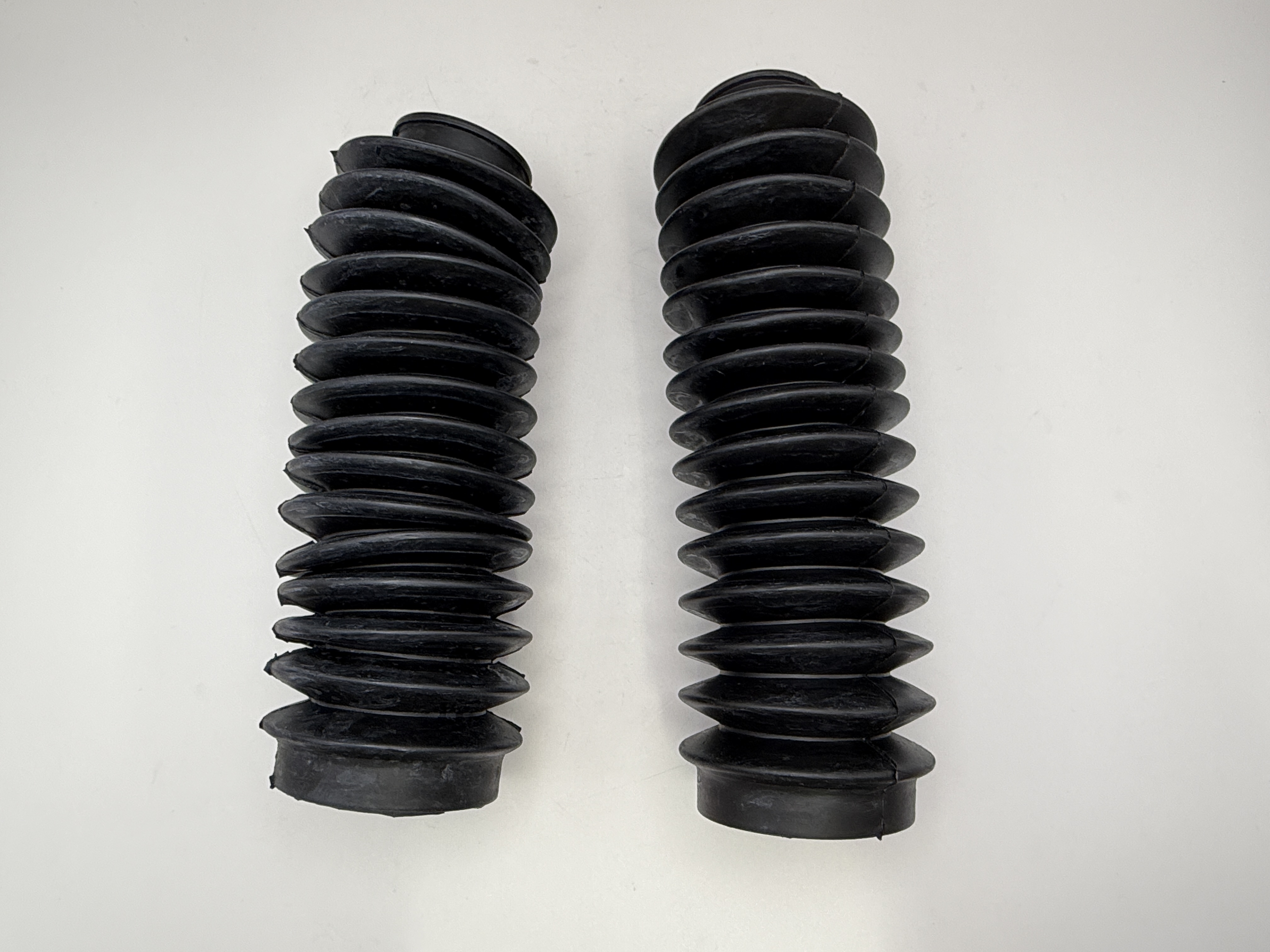Hendler Fork Gaitors Medium Black 240mm Long, Top 35mm, Bottom 52mm