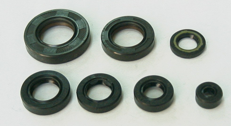 TourMax Engine Oil Seal Kit Honda MBX50C, MTX50RE, MBX80 83, MTX80 83 (7 Seals)