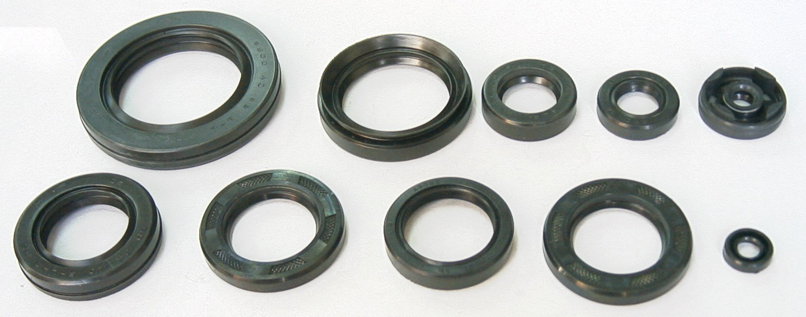 TourMax Engine Oil Seal Kit Yamaha XS650 80-83 (10 Seals)