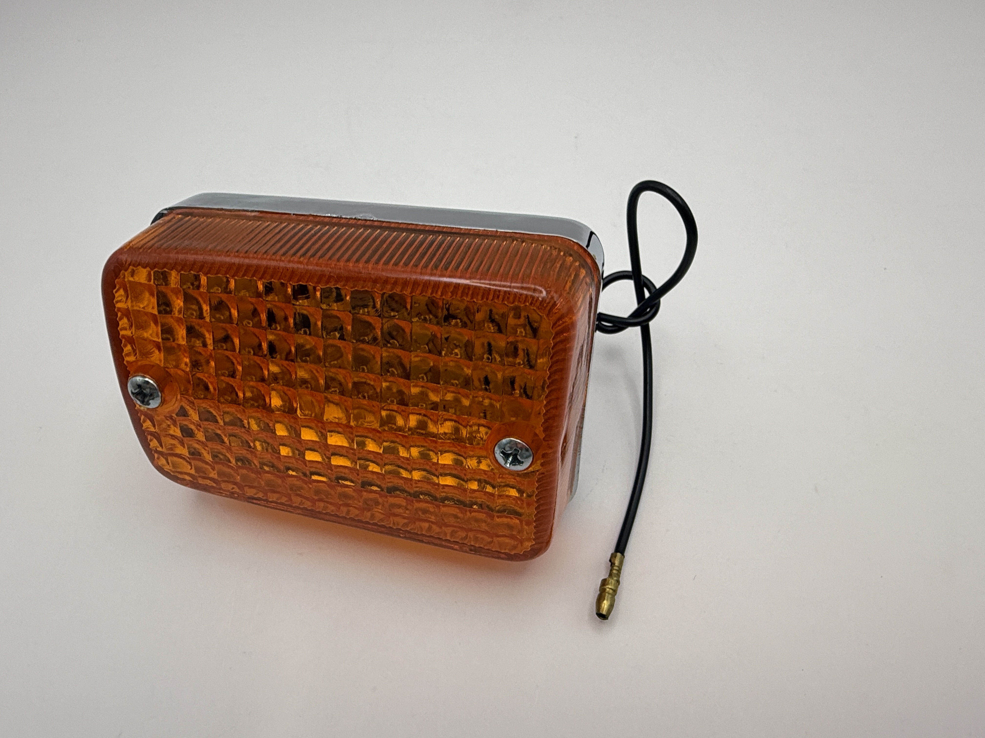 Hendler Indicator Honda C50E/LA, C70E, C90E,MF Front Right Chrome (Amber)