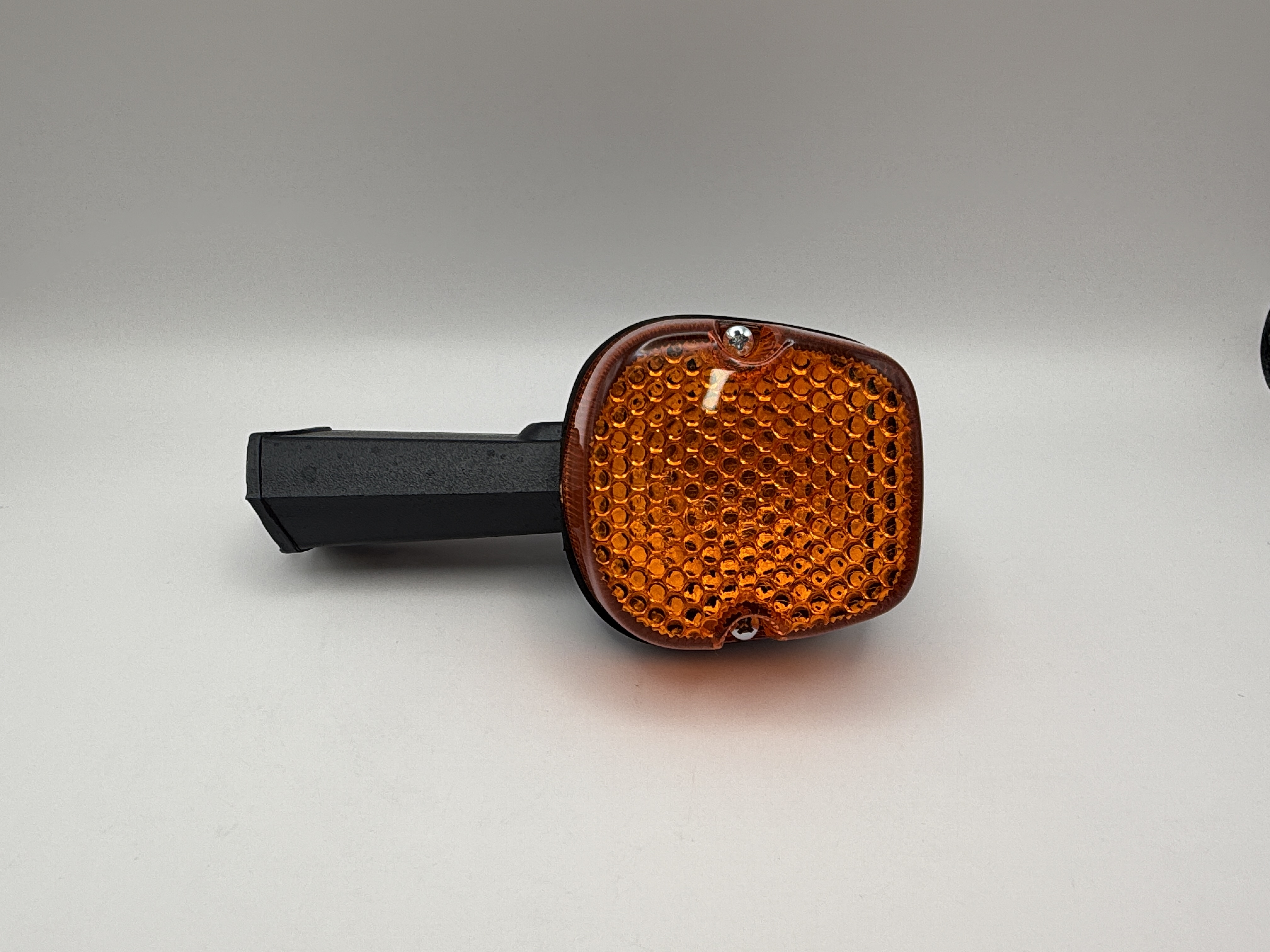 Hendler Indicator Honda CB250N,CB400N,CB450DX Front Left (Amber) (Stem Length 78mm)