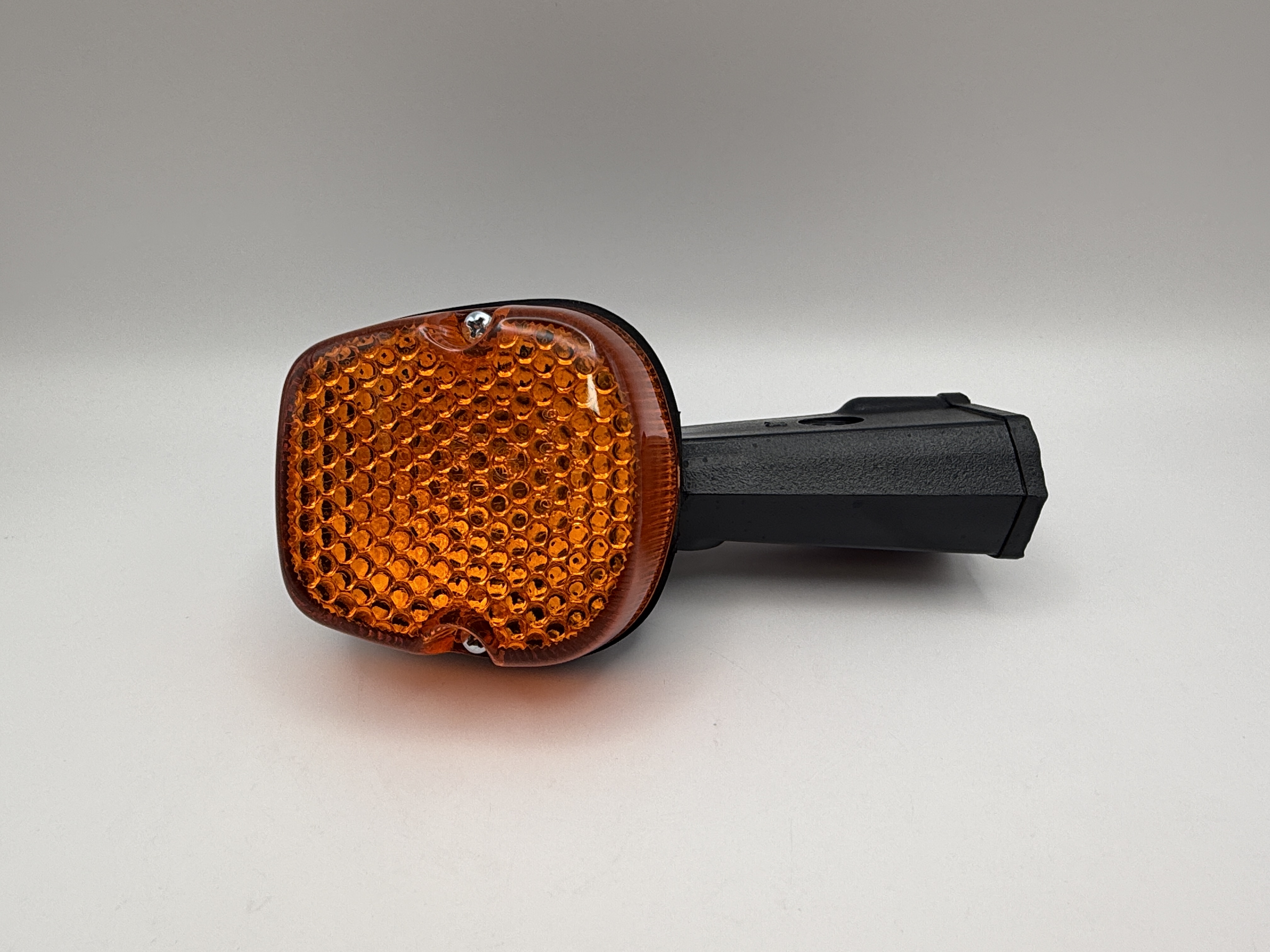 Hendler Indicator Honda CB250N,CB400N Rear Right (Amber) (Stem Length 72mm)