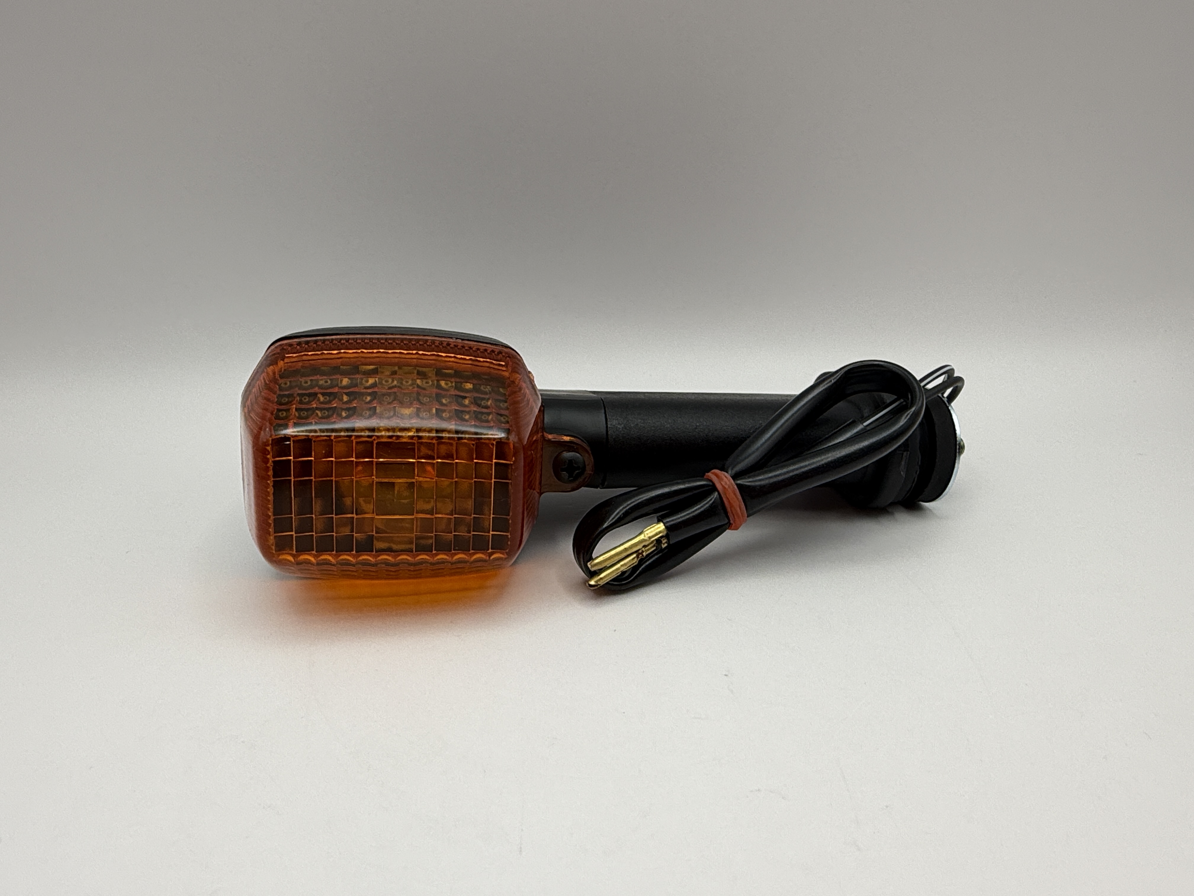 Hendler Indicator Kawasaki GPZ500S, GPZ400S Front (Amber) (Stem Length 79mm & 6mm Thread)