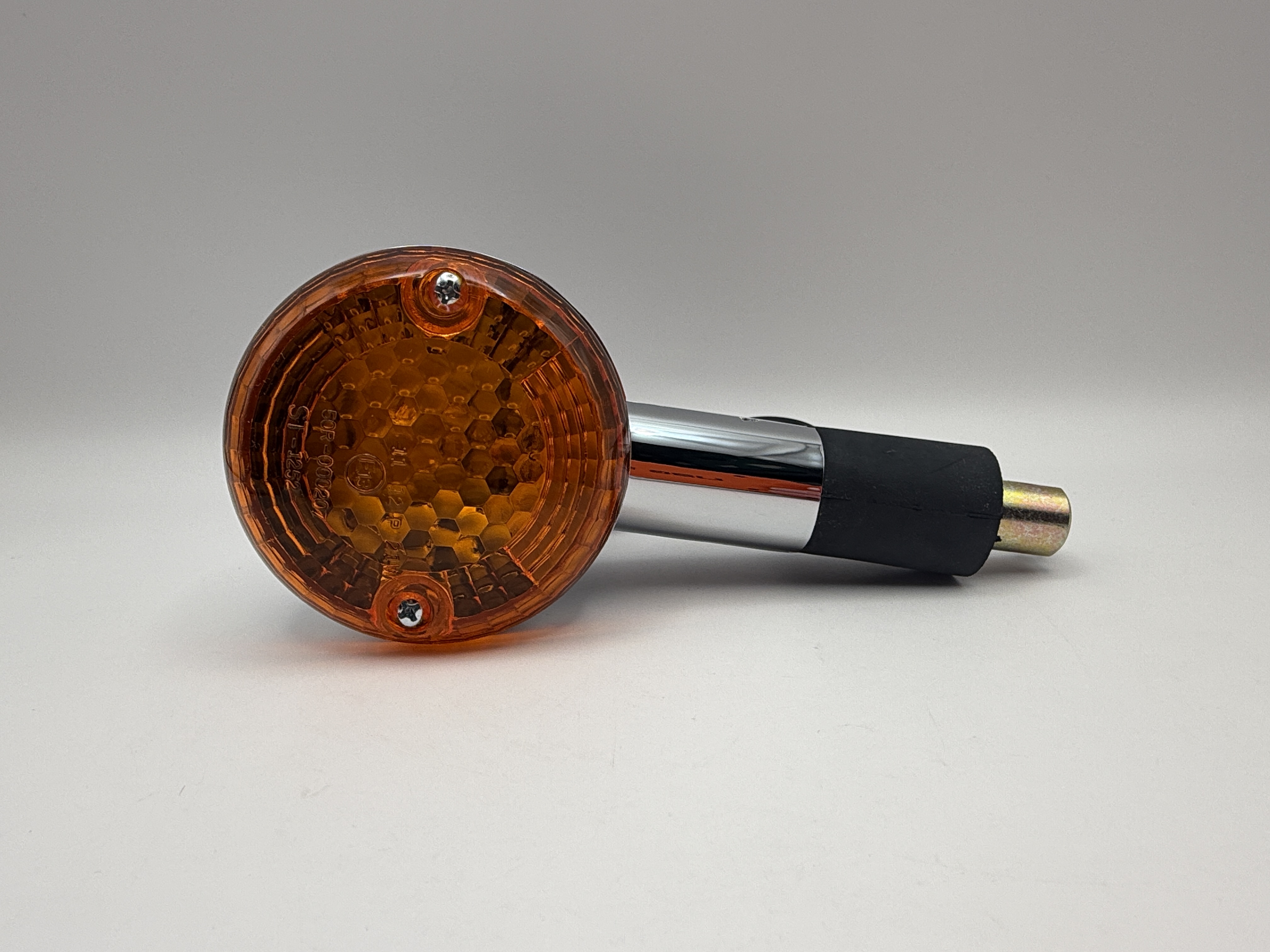 Hendler Indicator Suzuki VS750,VS800,VS1400,VS600,LS650,VL1400 (Amber) (Stem 76mm)