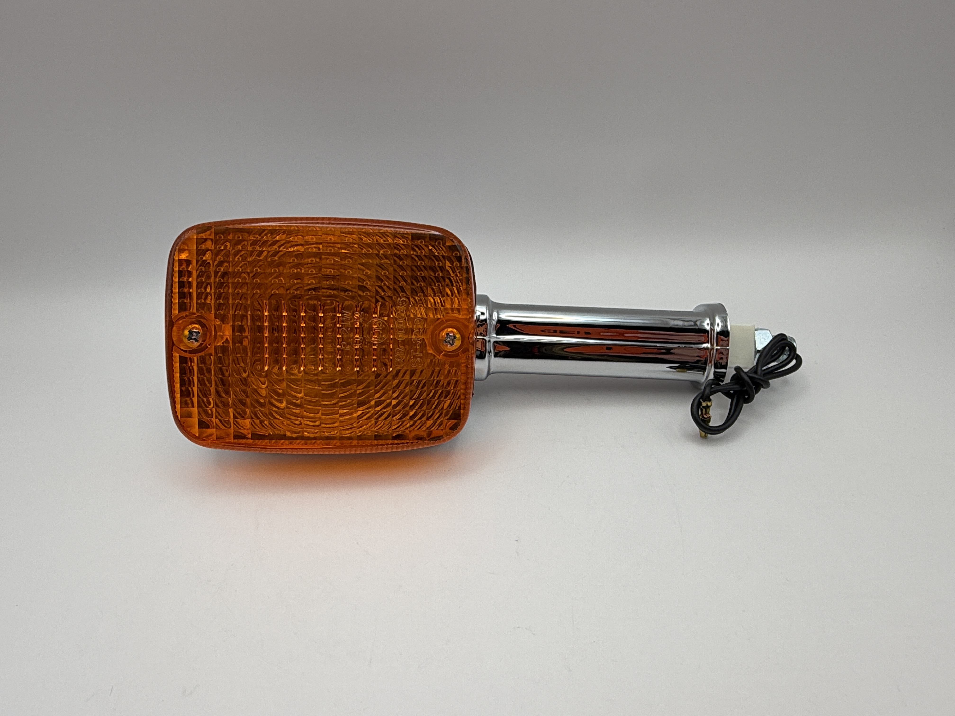 Hendler Indicator Suzuki GS850,1100G Chrome Long (Amber) (Stem Length 82mm & 10mm Thread)