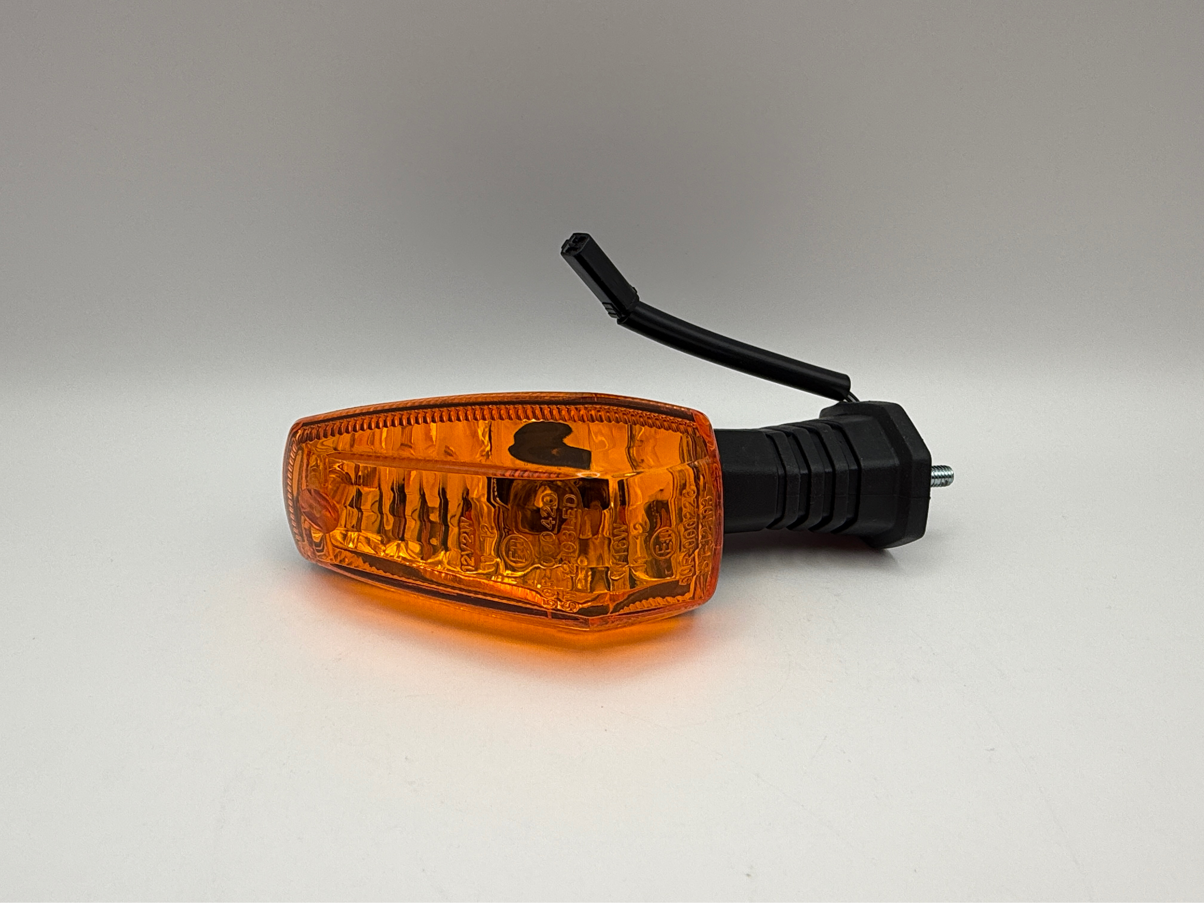 Hendler Indicator Suzuki GSXR1000 03-04 Front Right (Amber) (Stem 44mm & 5mm Thread)