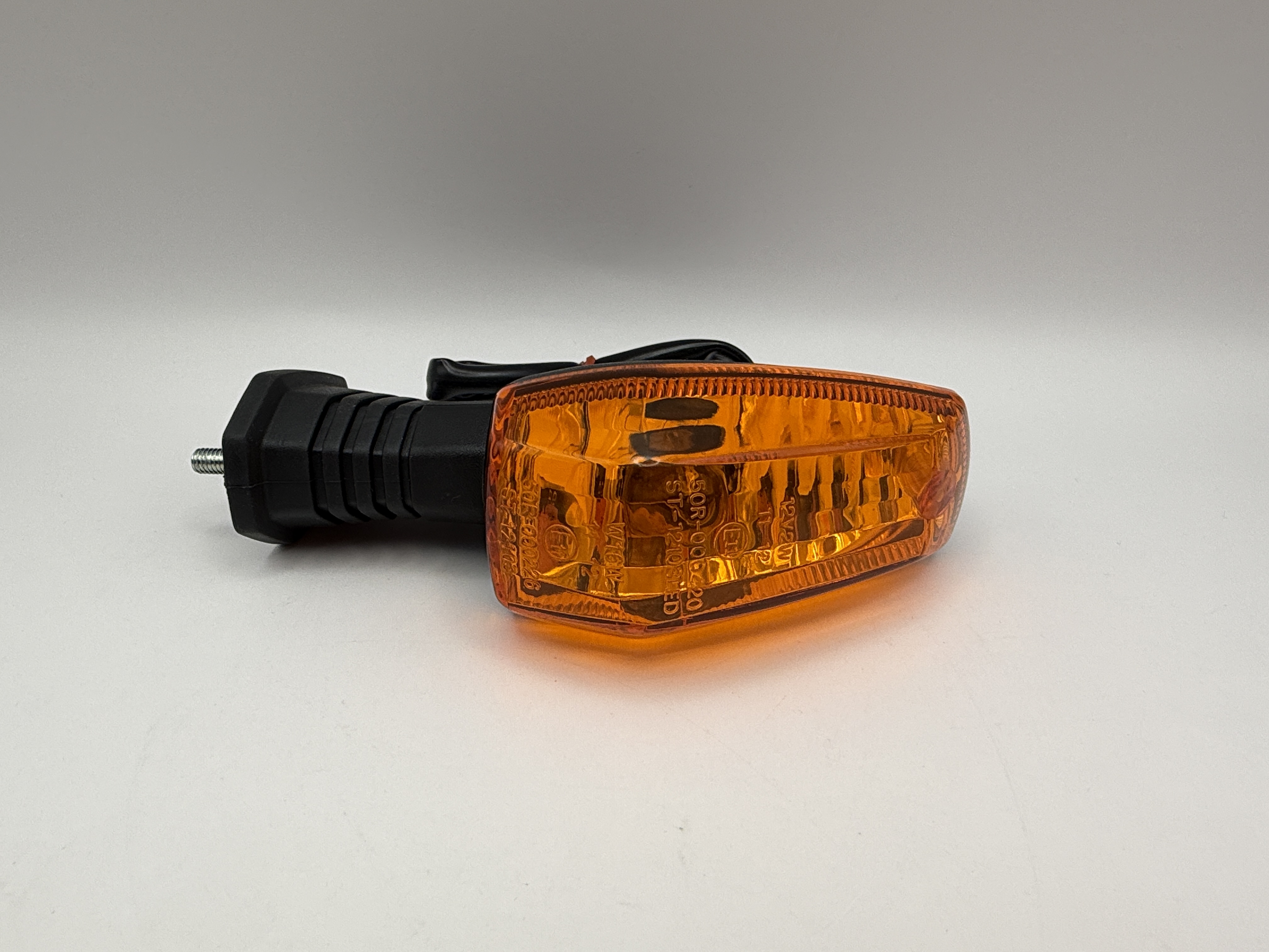 Hendler Indicator Suzuki GSXR1000 03-04 Rear Right (Amber) (Stem 45mm & 5mm Thread)