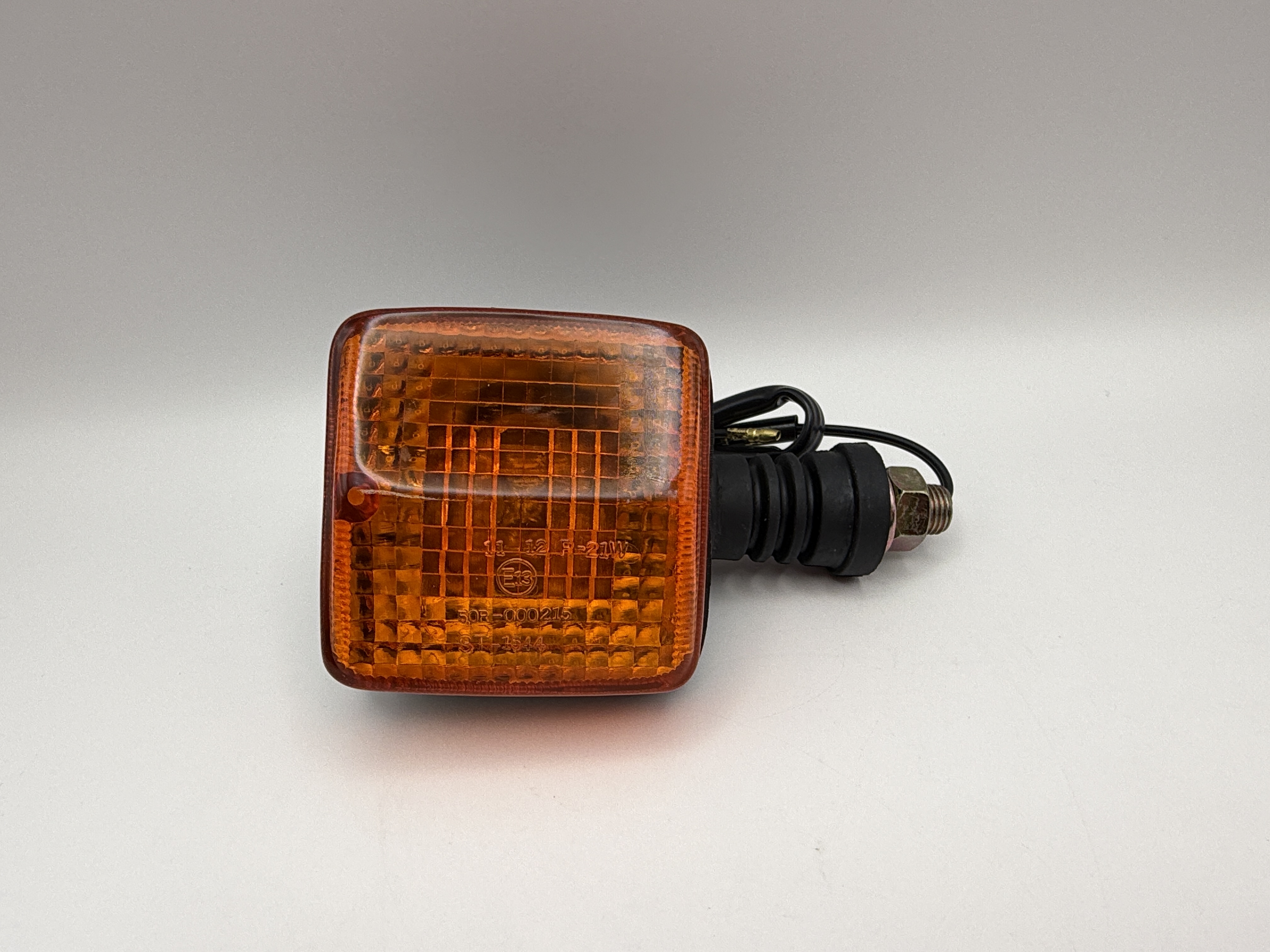 Hendler Indicator Yamaha DT125R,TDR,XT's,TW125,XT600Z Front Right & Rear Left (Stem 40mm)