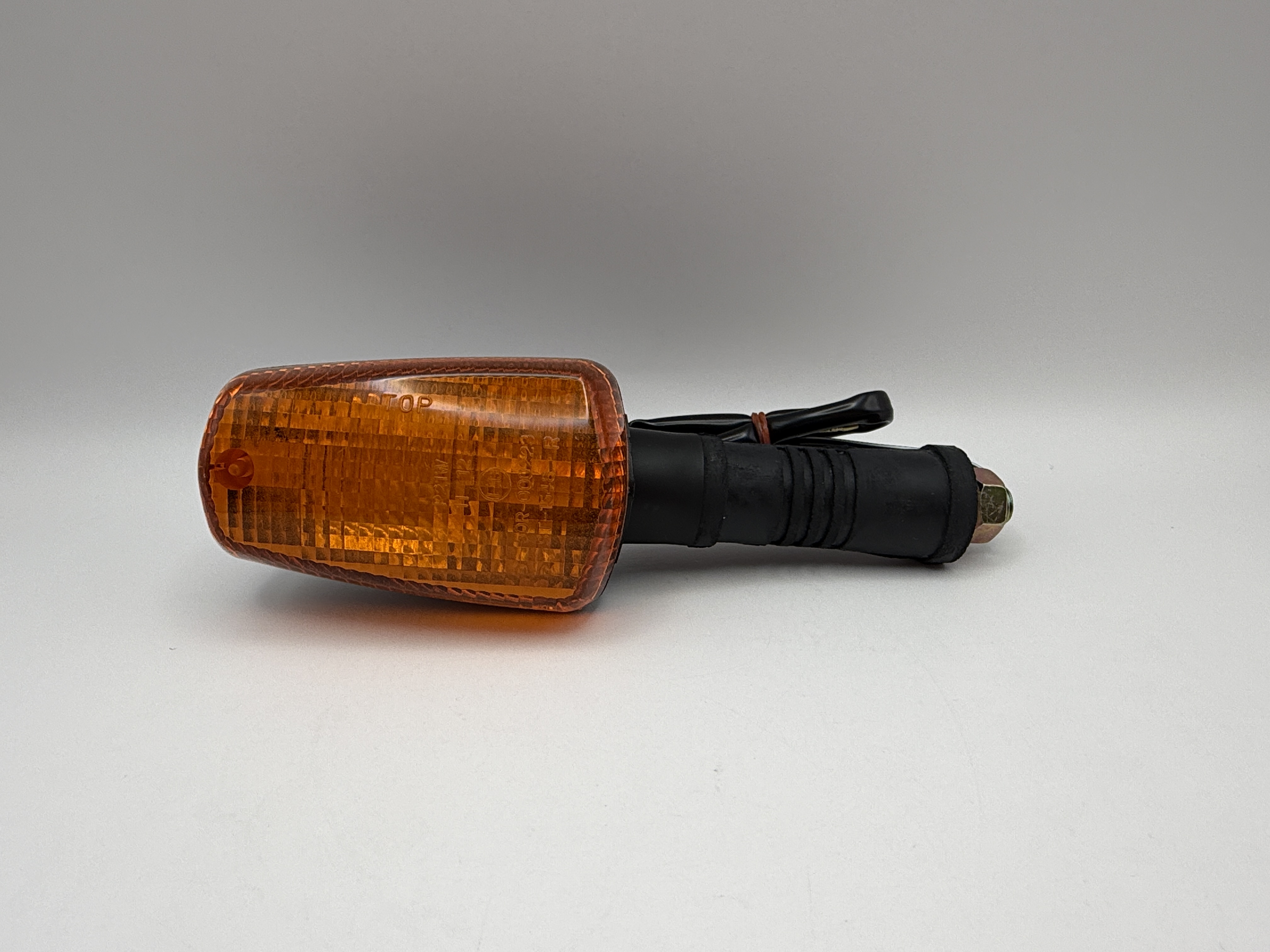 Hendler Indicator Yamaha YPVS,FZR,FJ,TDM850. F/L & R/R Long Stem (Stem 73mm) (13mm Thread)