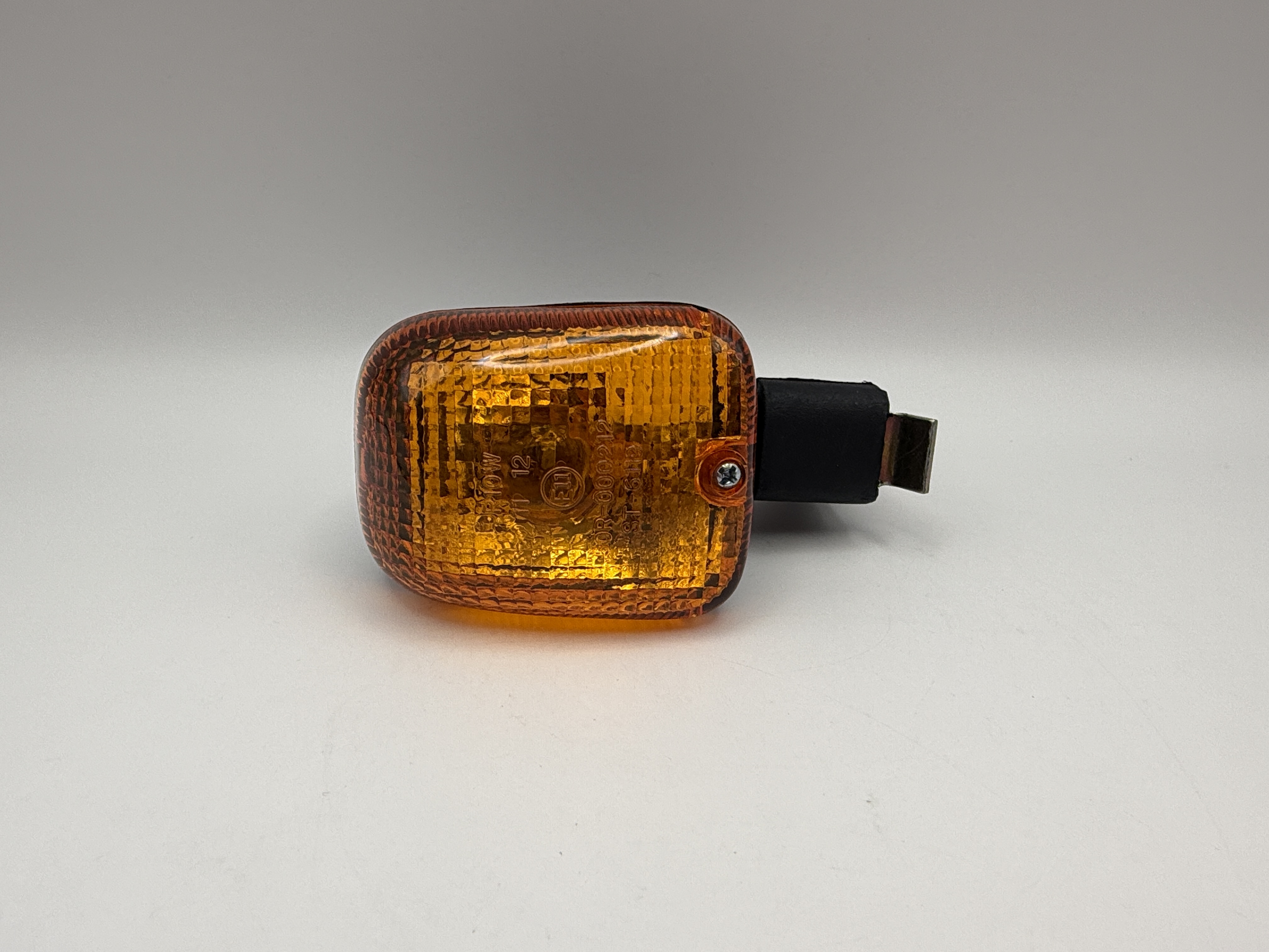 Hendler Indicator Aprilia RX50, RS125 (Amber) (Stem Length 32mm)